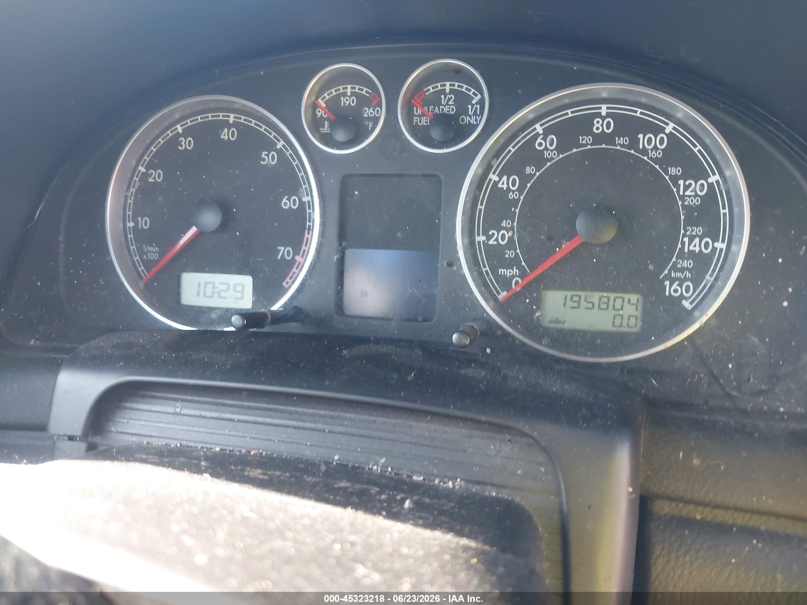 2001 Volkswagen Passat Glx Зеленый vin: WVWTH63B41E112231