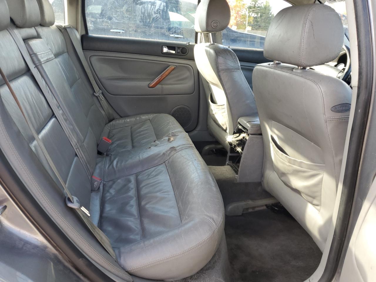 2002 Volkswagen Passat Glx 4motion Silver vin: WVWTH63B42P132520