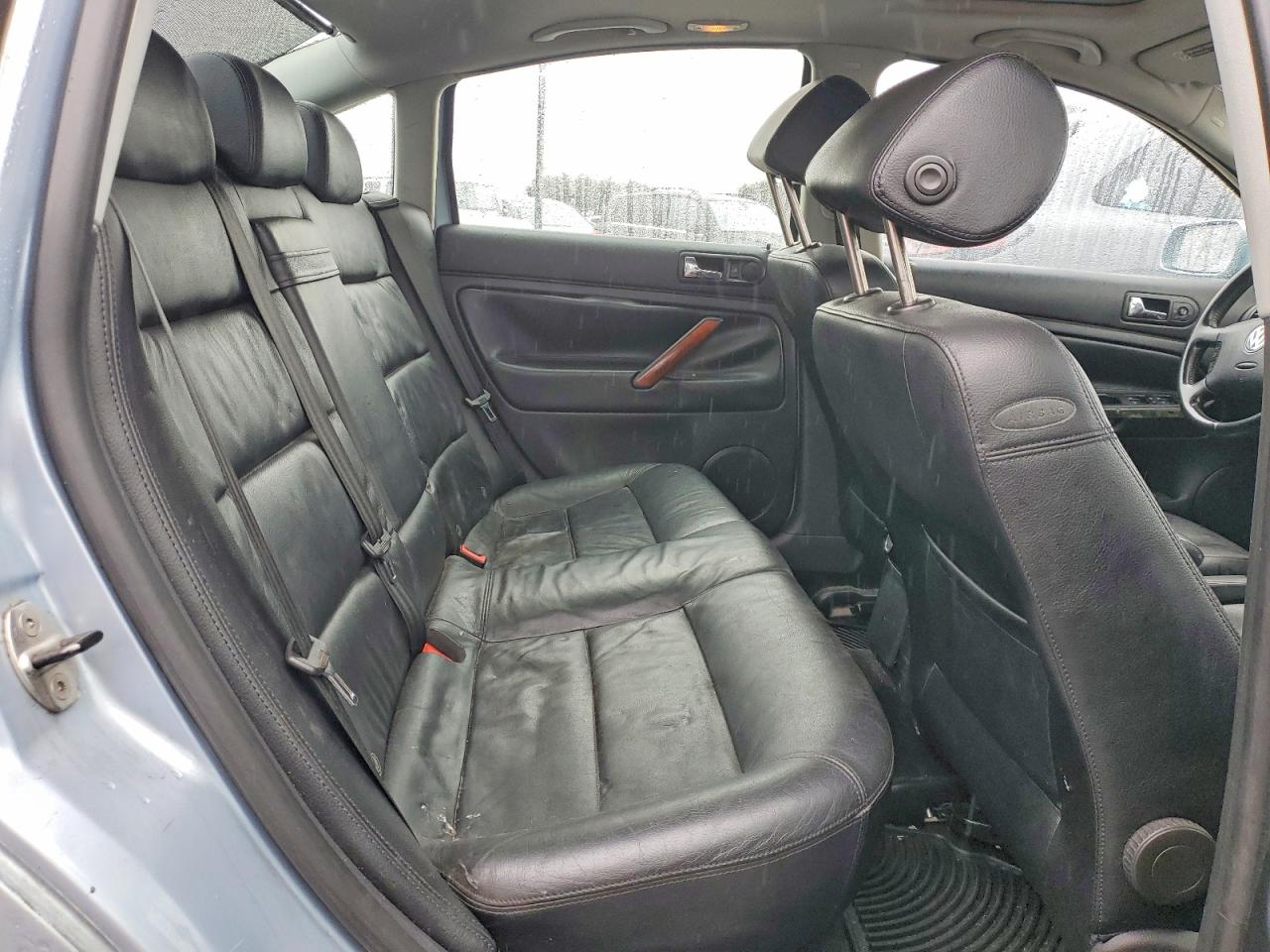 2004 Volkswagen Passat Glx 4motion Blue vin: WVWTH63B54P102994