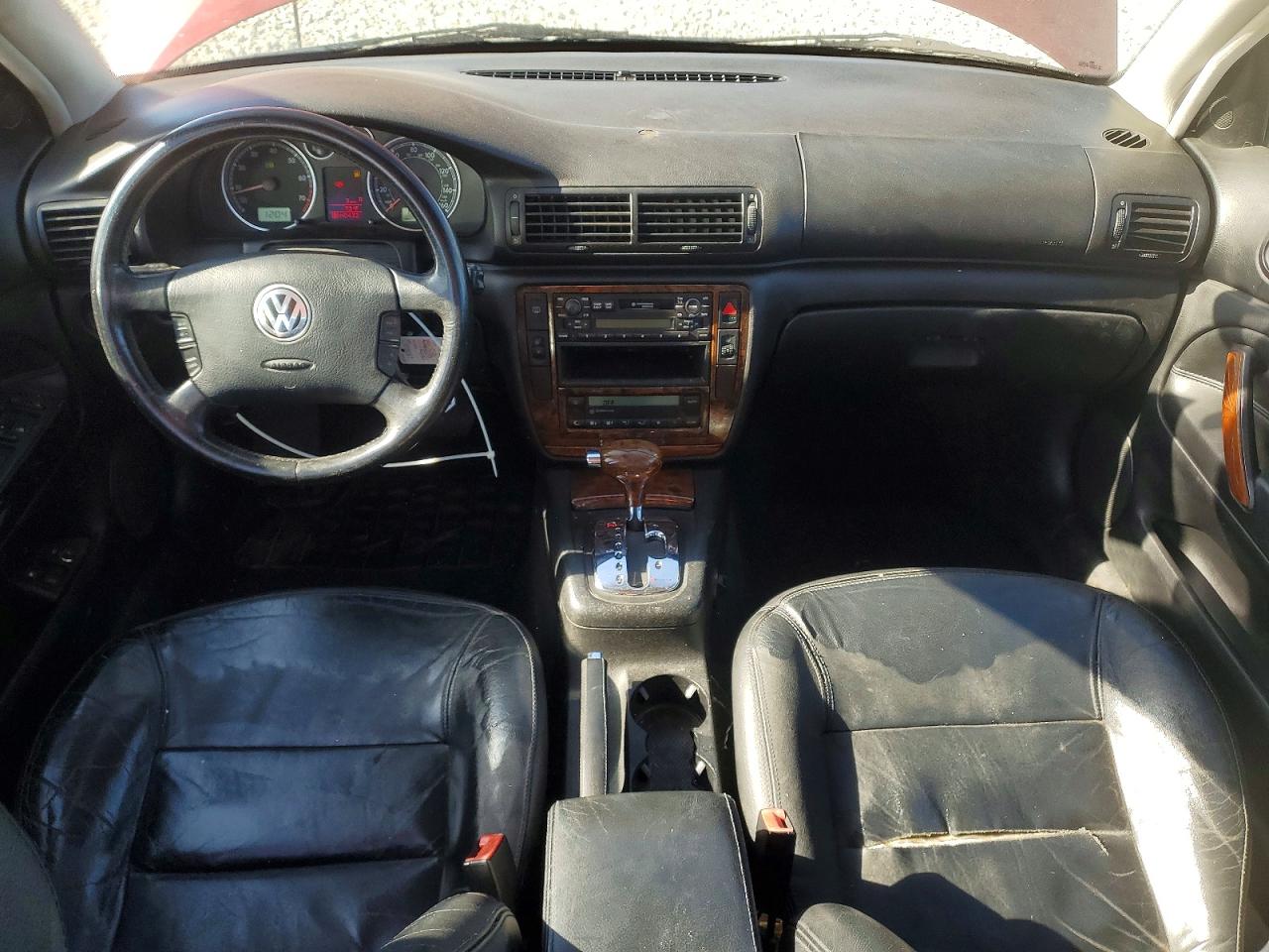 2001 Volkswagen Passat Glx 4motion Burgundy vin: WVWTH63B71P269417