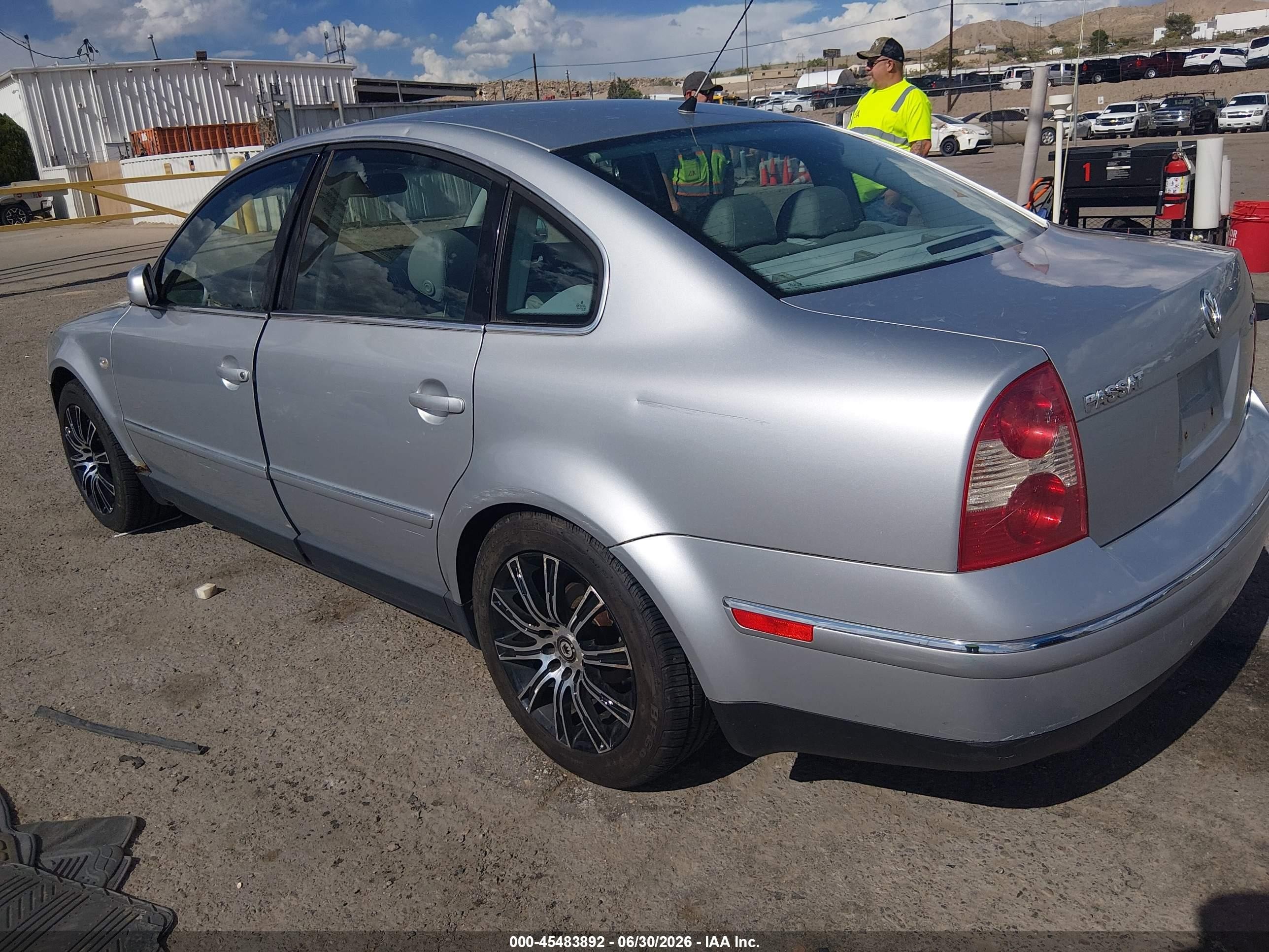 2002 Volkswagen Passat Glx Silver vin: WVWTH63BX2P246456