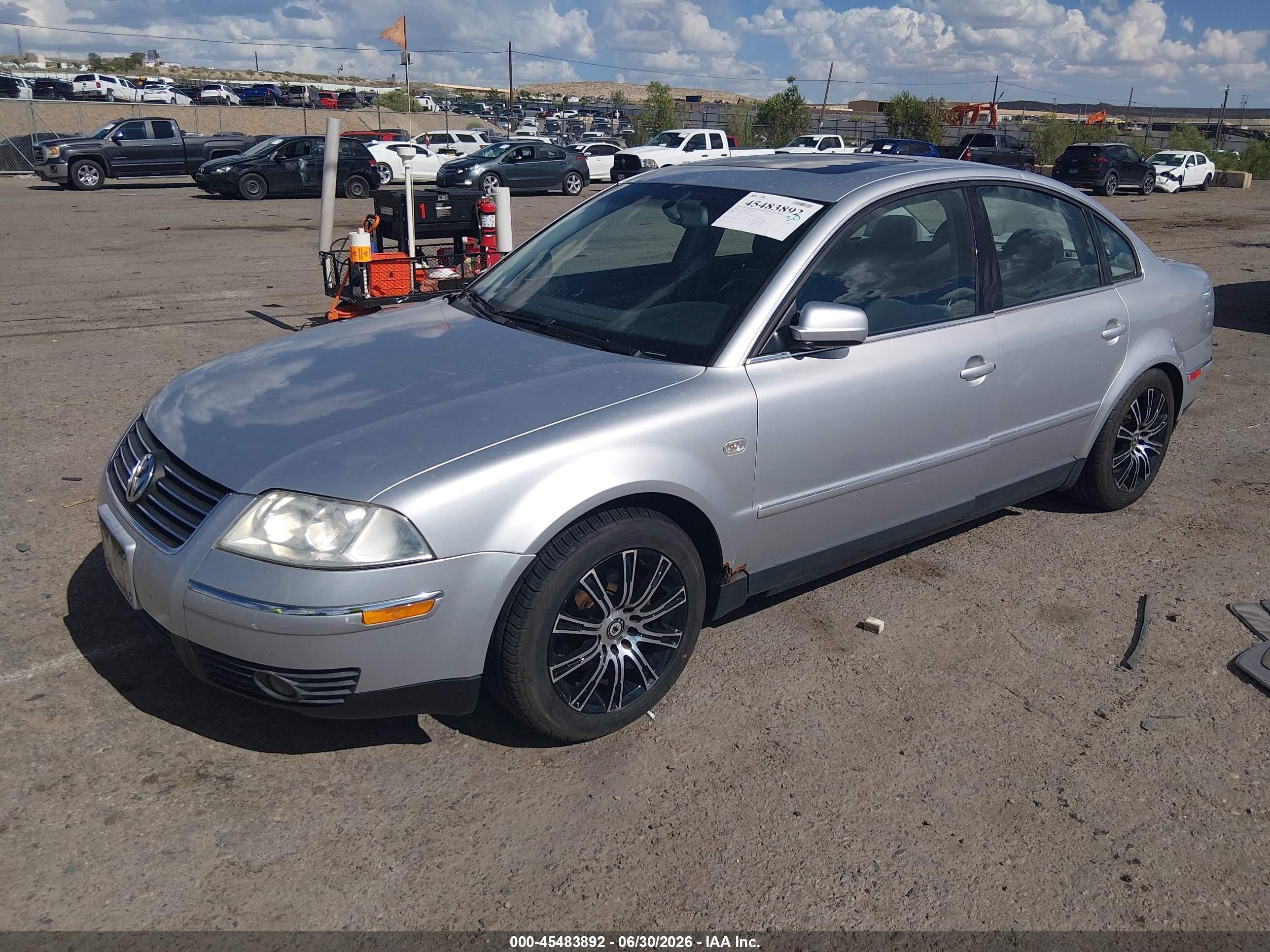 2002 Volkswagen Passat Glx Silver vin: WVWTH63BX2P246456