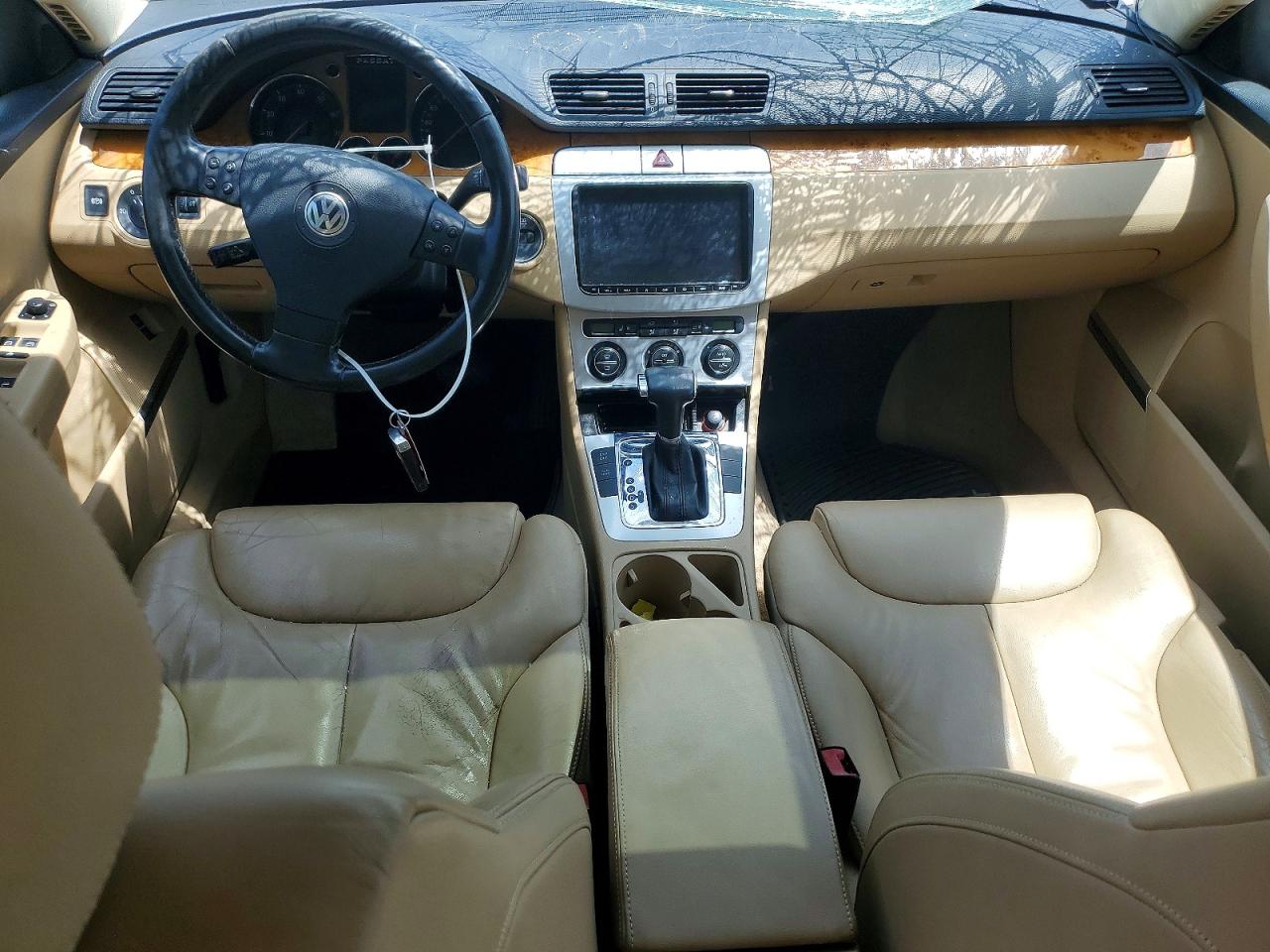 2009 Volkswagen Passat Серебряный vin: WVWTK93C49E074166