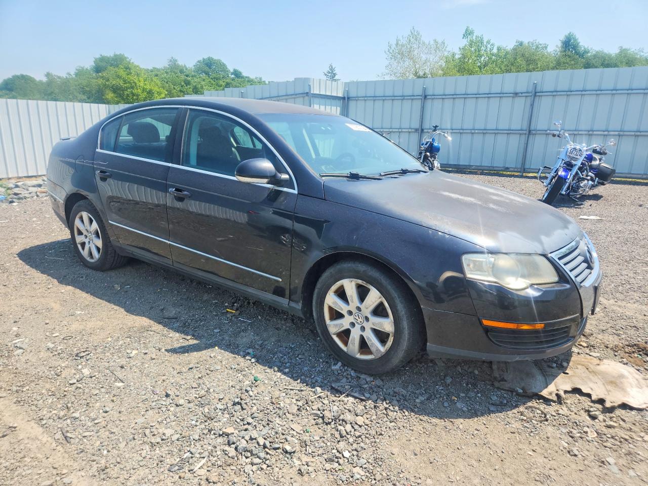 2008 Volkswagen Passat Turbo Black vin: WVWUK73C38P007389