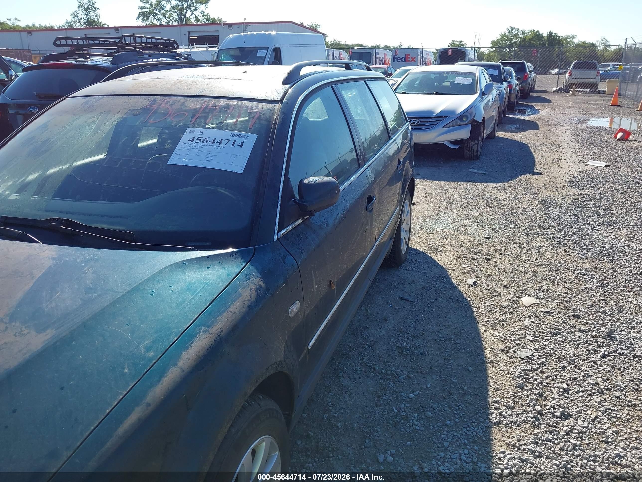 2002 Volkswagen Passat Gls Green vin: WVWVD63B02E382157