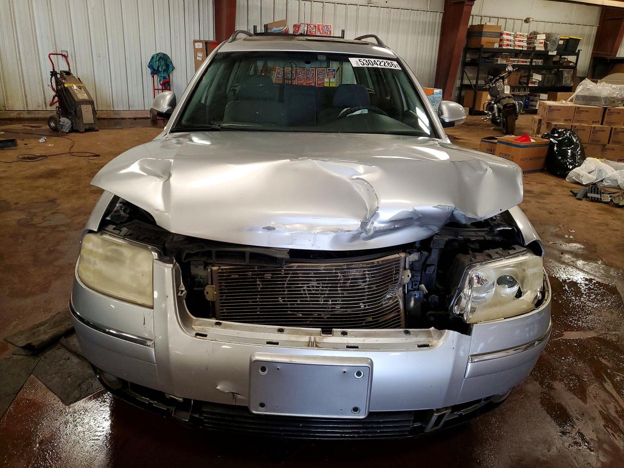 2004 Volkswagen Passat Gls Silver vin: WVWVD63B44E296238