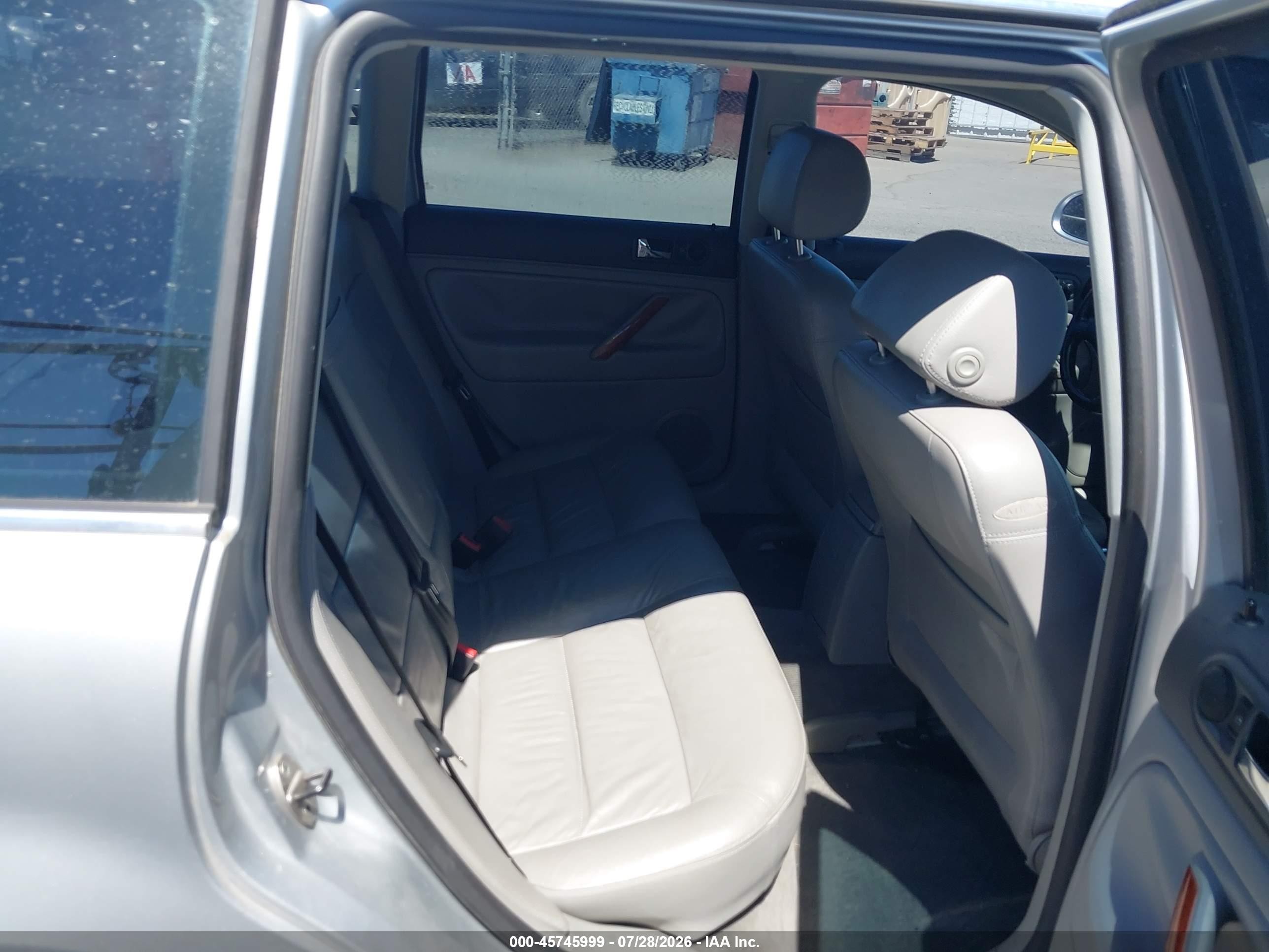 2004 Volkswagen Passat Gls Tdi Серебряный vin: WVWVE63B14E275148