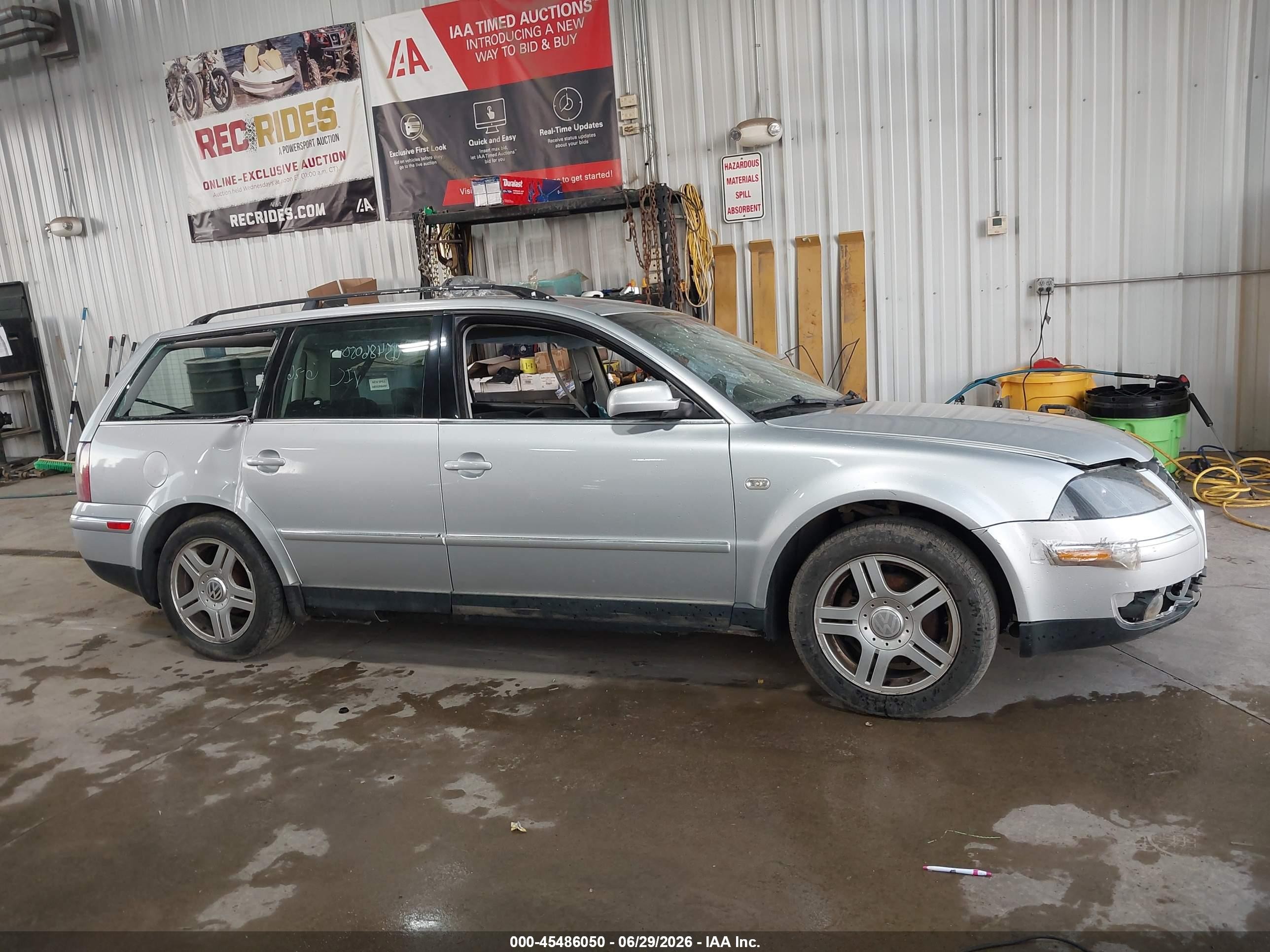 2002 Volkswagen Passat Gls V6 Серебряный vin: WVWVH63BX2E408901