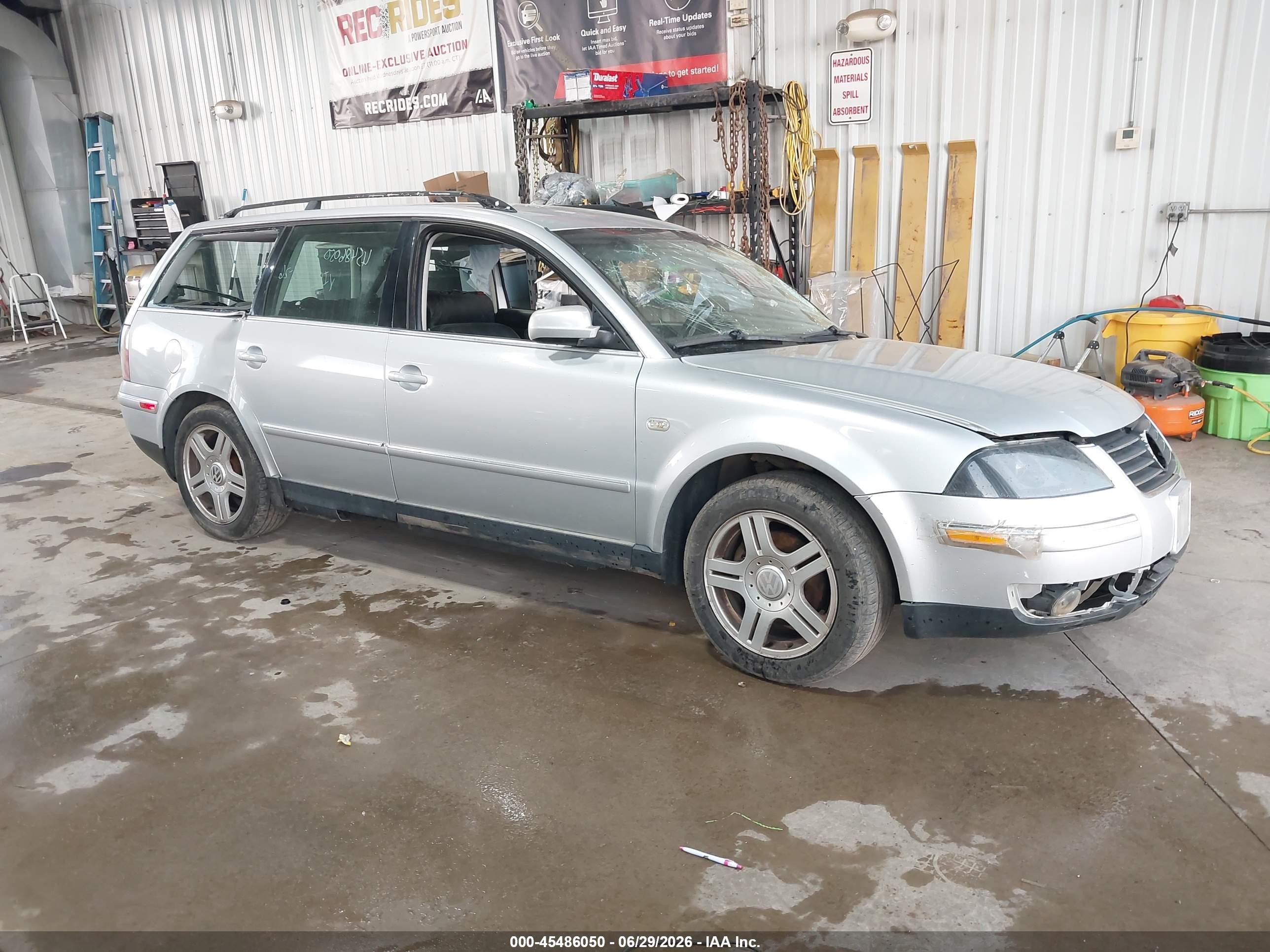 2002 Volkswagen Passat Gls V6 Серебряный vin: WVWVH63BX2E408901