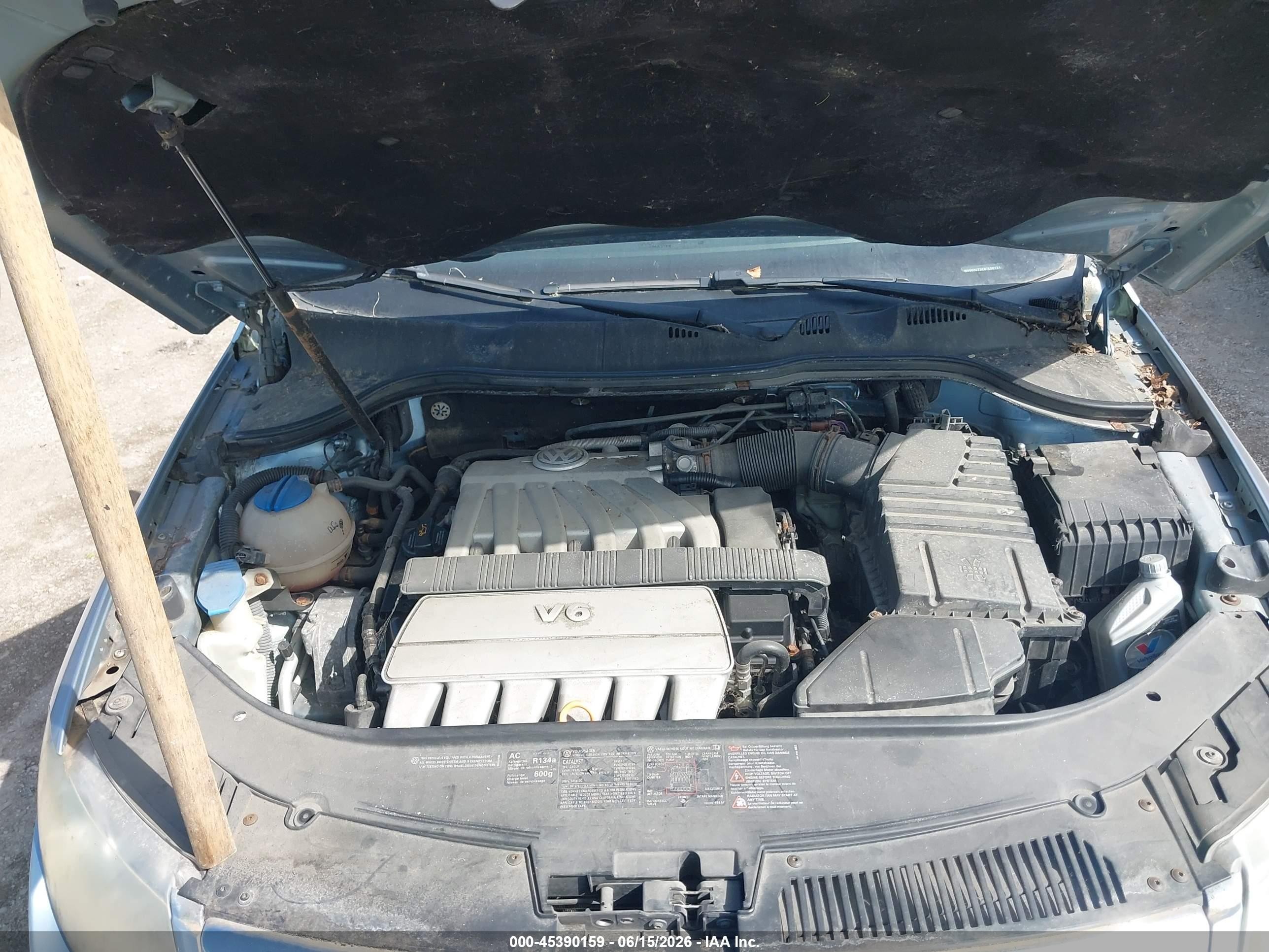 2007 Volkswagen Passat 3.6 Blue vin: WVWVU73C97E001315