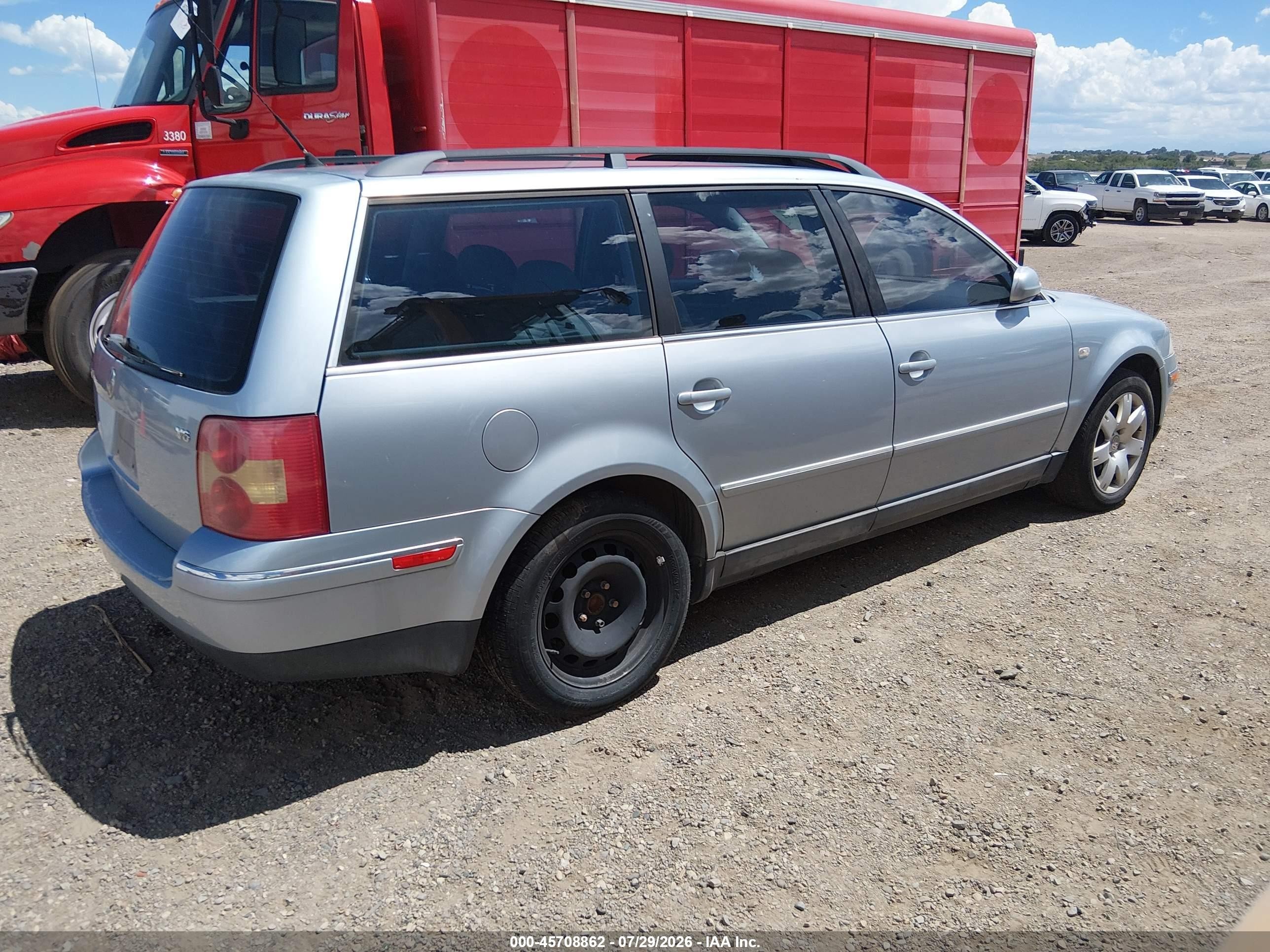 2003 Volkswagen Passat Glx Серый vin: WVWWH63B03E375428