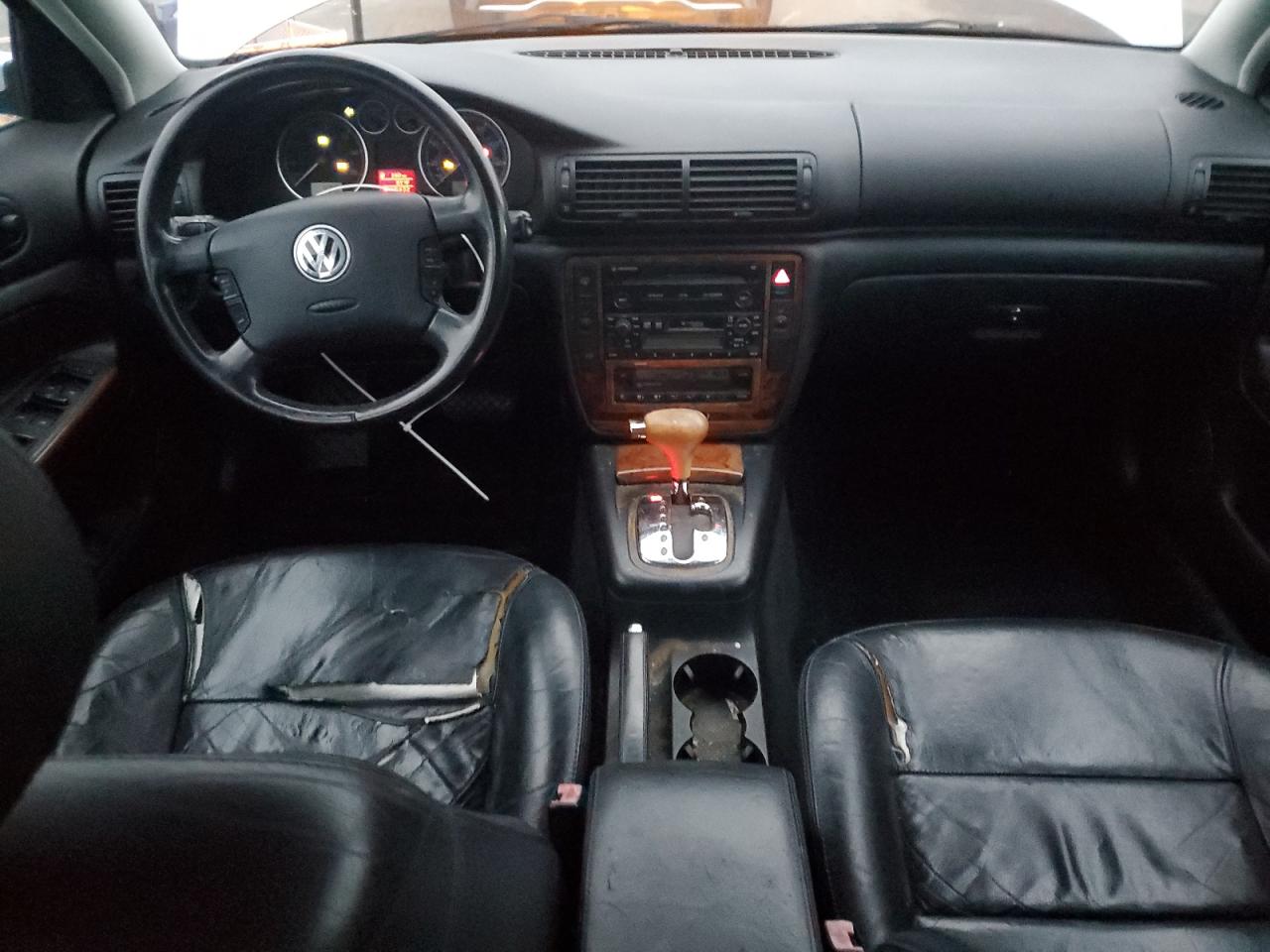 2001 Volkswagen Passat Glx Silver vin: WVWWH63B11E264156