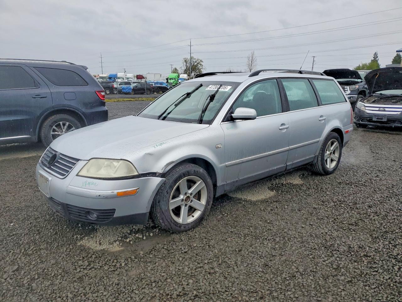 2004 Volkswagen Passat Glx Серебряный vin: WVWWH63B84E004308