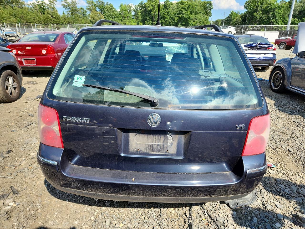 2005 Volkswagen Passat Glx Blue vin: WVWWU63B45E105326