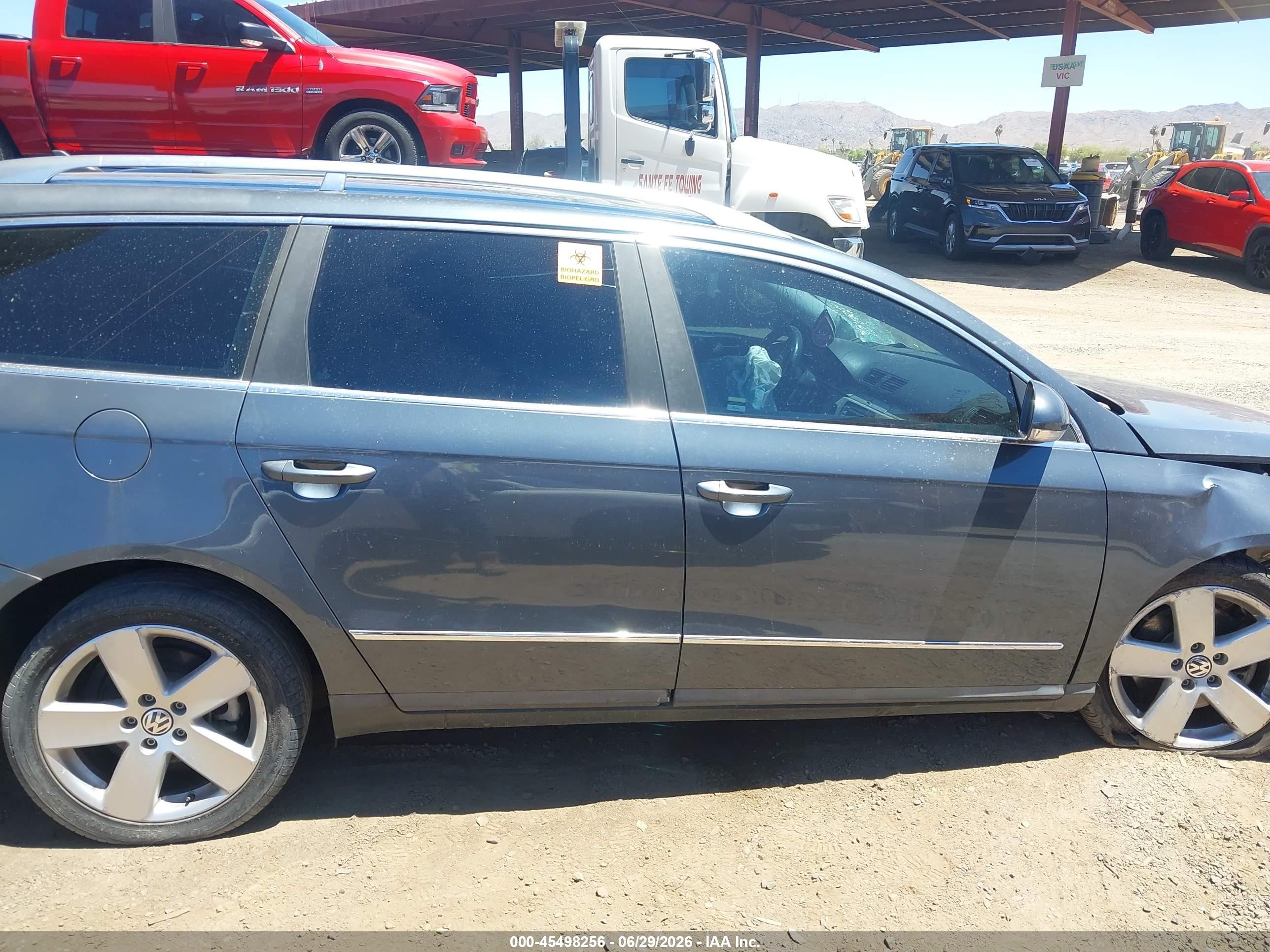 2009 Volkswagen Passat Komfort Gray vin: WVWXK73C29E052138