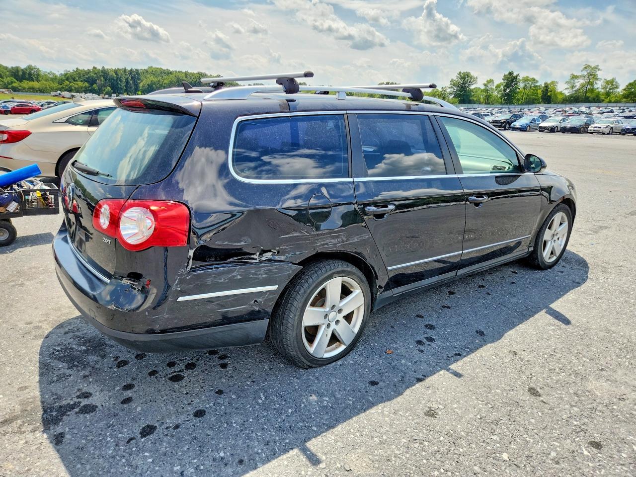 2009 Volkswagen Passat Wagon Turbo Black vin: WVWXK73C99E069549