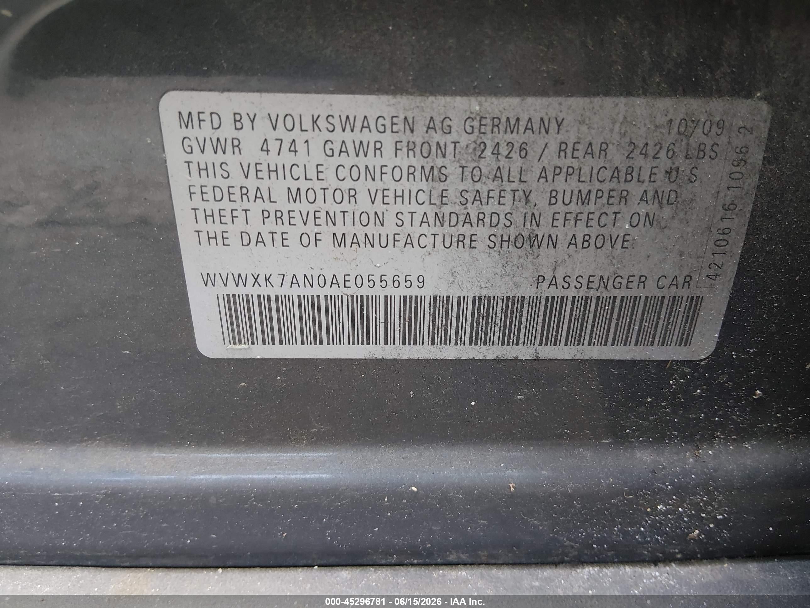 2010 Volkswagen Passat Komfort Gray vin: WVWXK7AN0AE055659