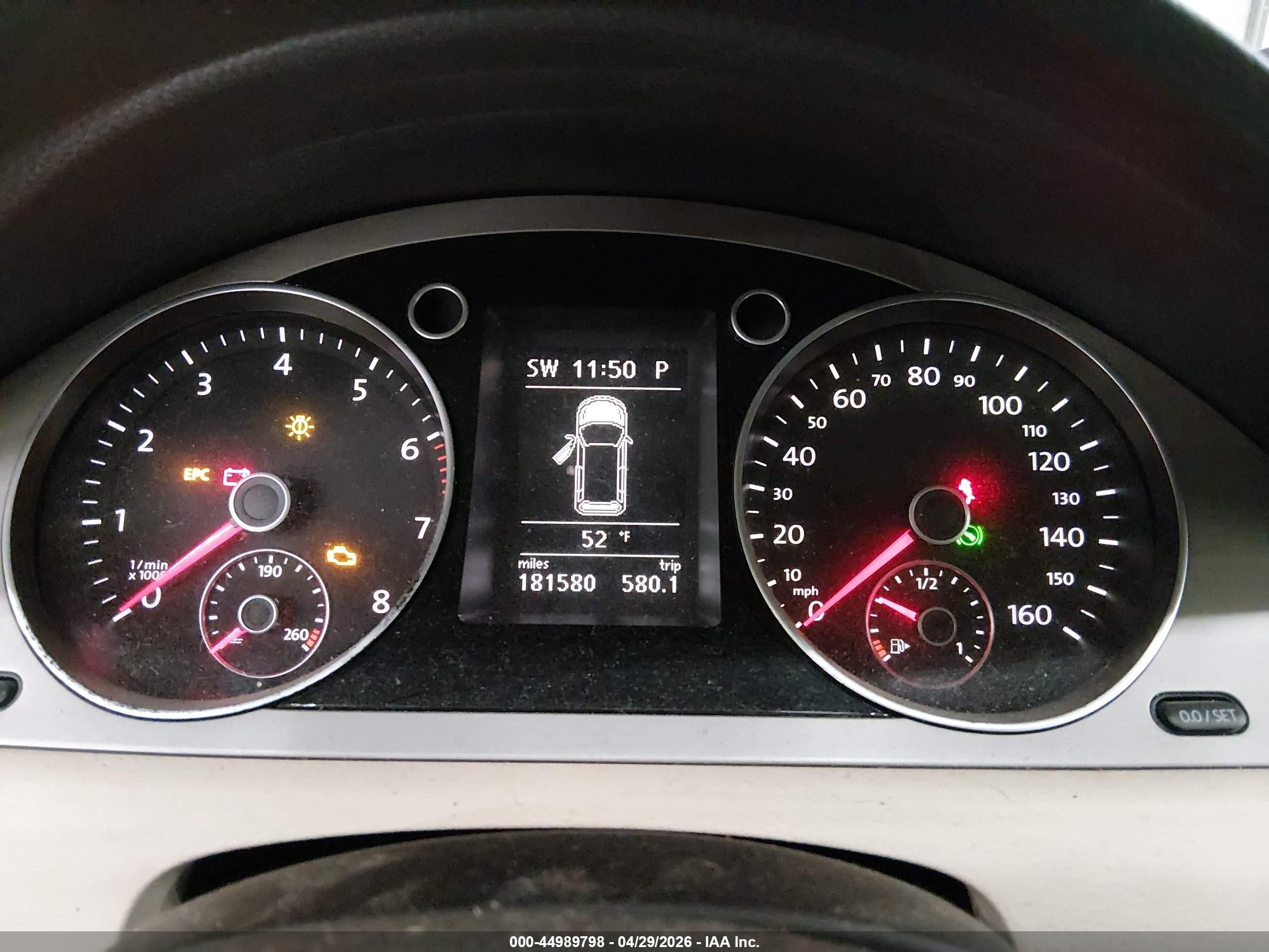 2010 Volkswagen Passat Komfort Серый vin: WVWXK7AN3AE155058