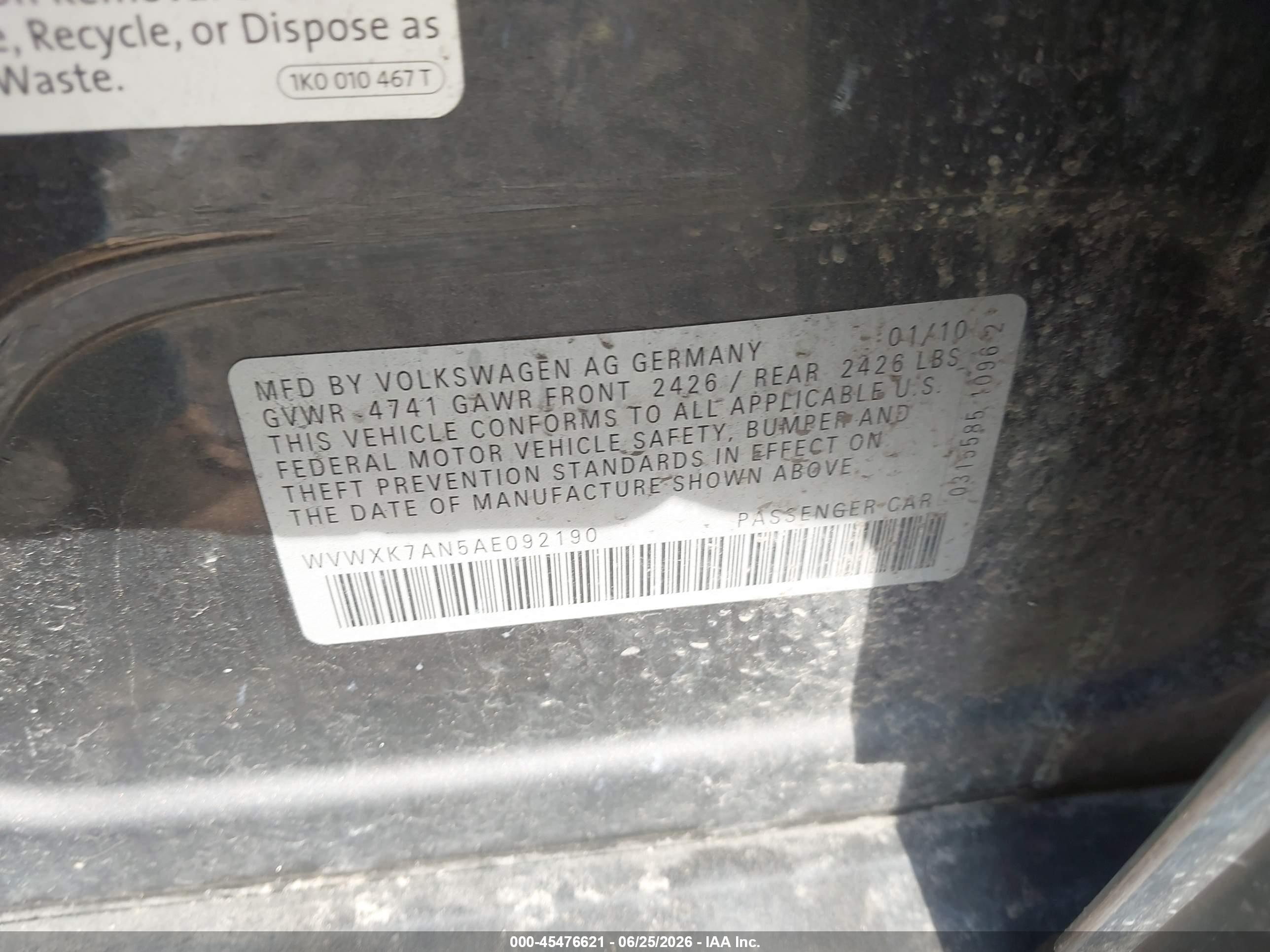2010 Volkswagen Passat Komfort Gray vin: WVWXK7AN5AE092190