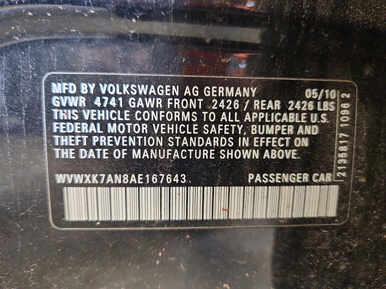 2010 Volkswagen Passat Komfort Black vin: WVWXK7AN8AE167643