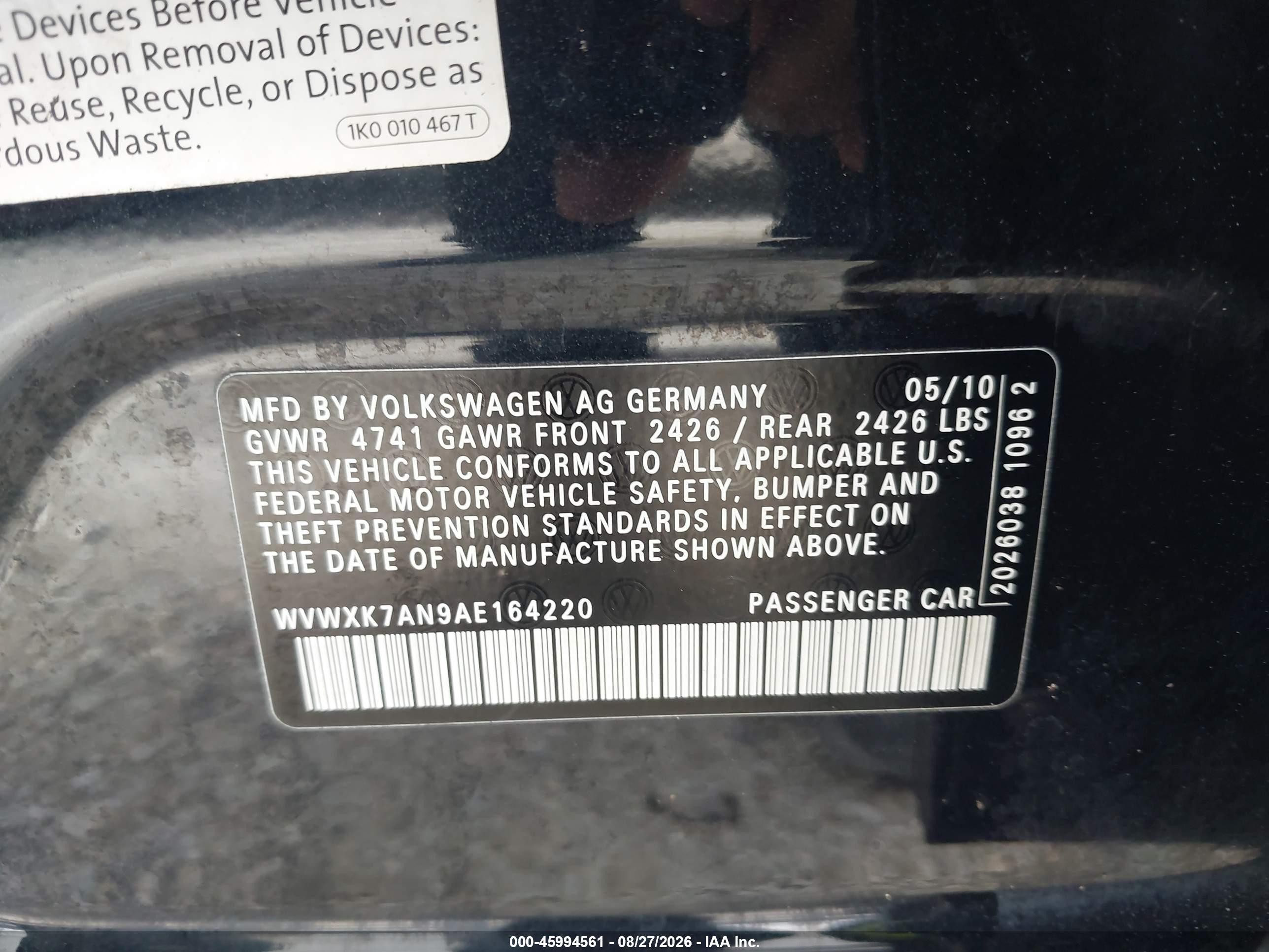 2010 Volkswagen Passat Komfort Black vin: WVWXK7AN9AE164220