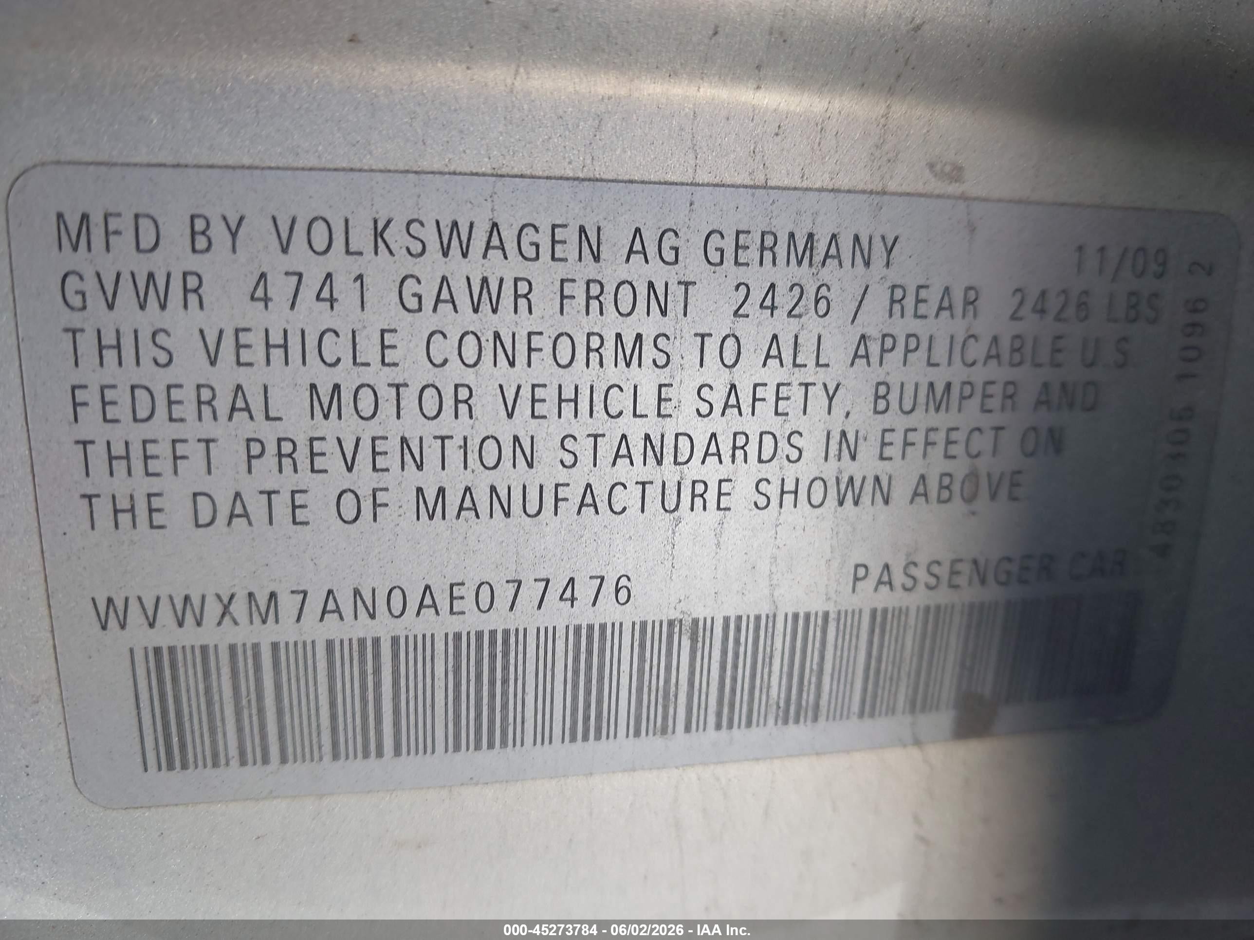 2010 Volkswagen Passat Komfort Silver vin: WVWXM7AN0AE077476