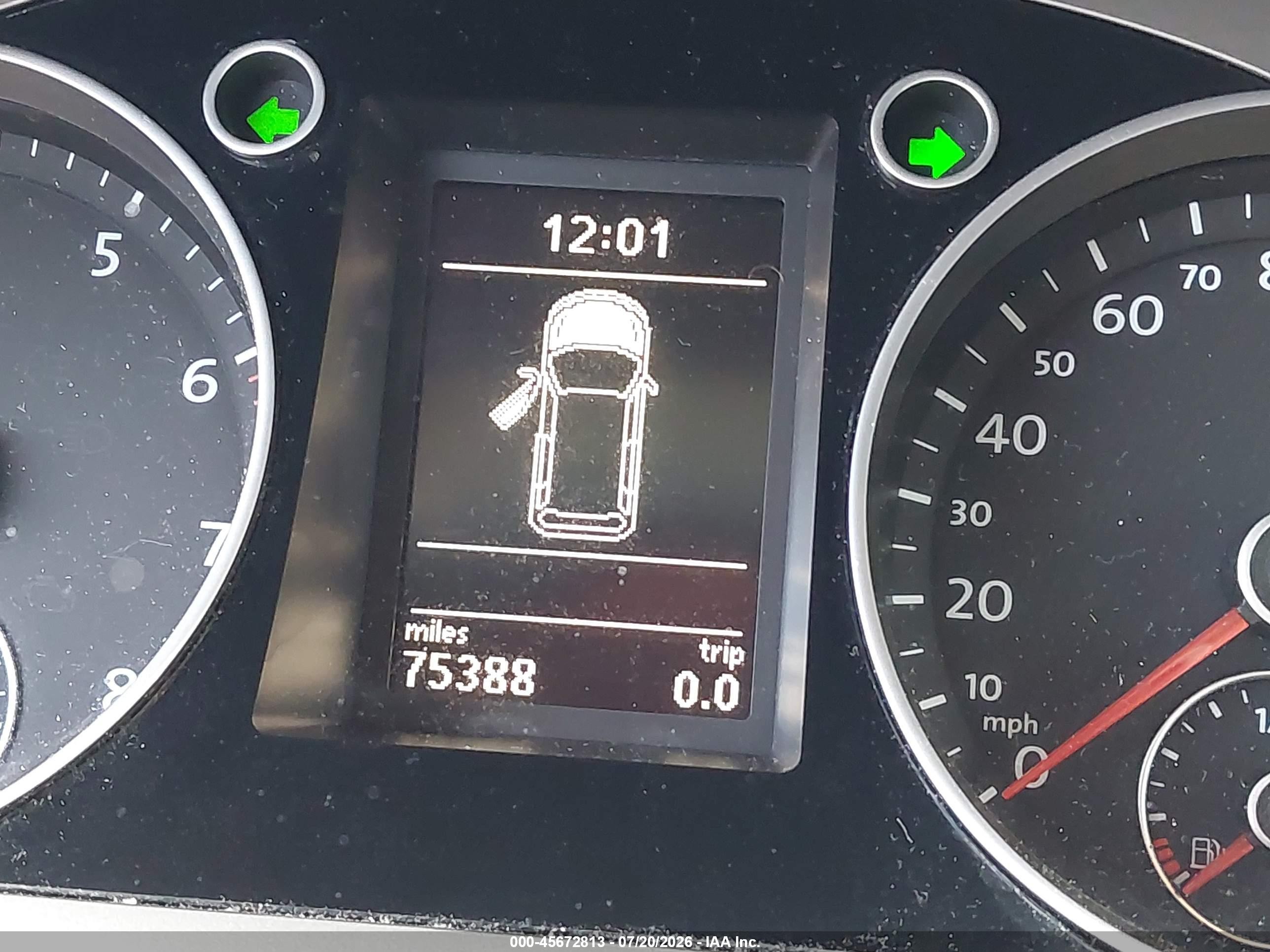 2010 Volkswagen Passat Komfort Gray vin: WVWXM7AN7AE081413