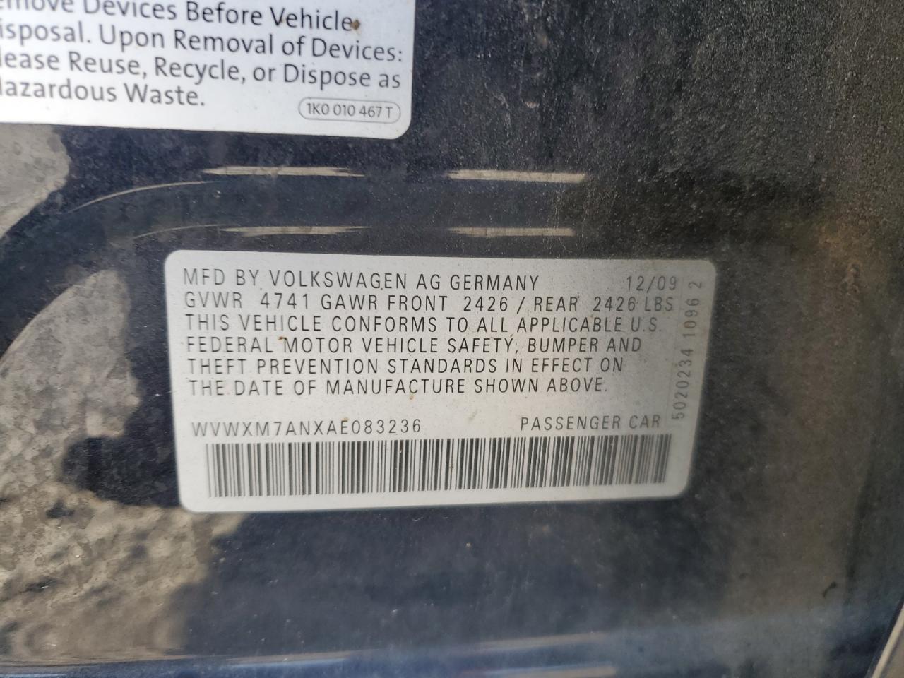 2010 Volkswagen Passat Komfort Black vin: WVWXM7ANXAE083236