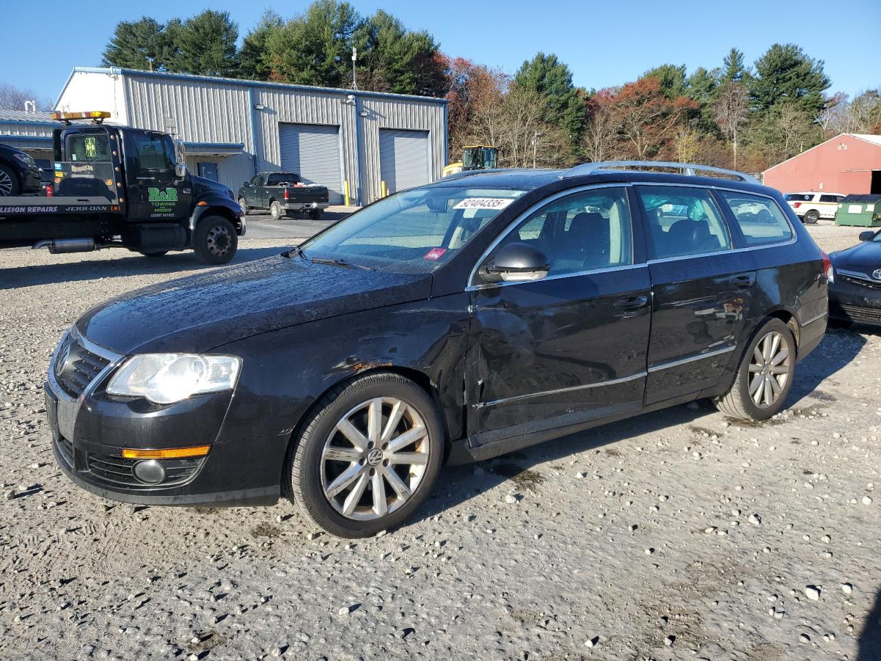 2010 Volkswagen Passat Komfort Black vin: WVWXM7ANXAE083236