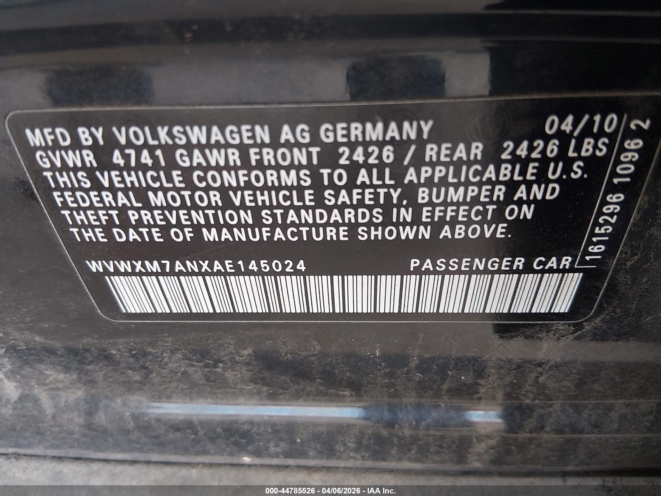 2010 Volkswagen Passat Komfort Черный vin: WVWXM7ANXAE145024
