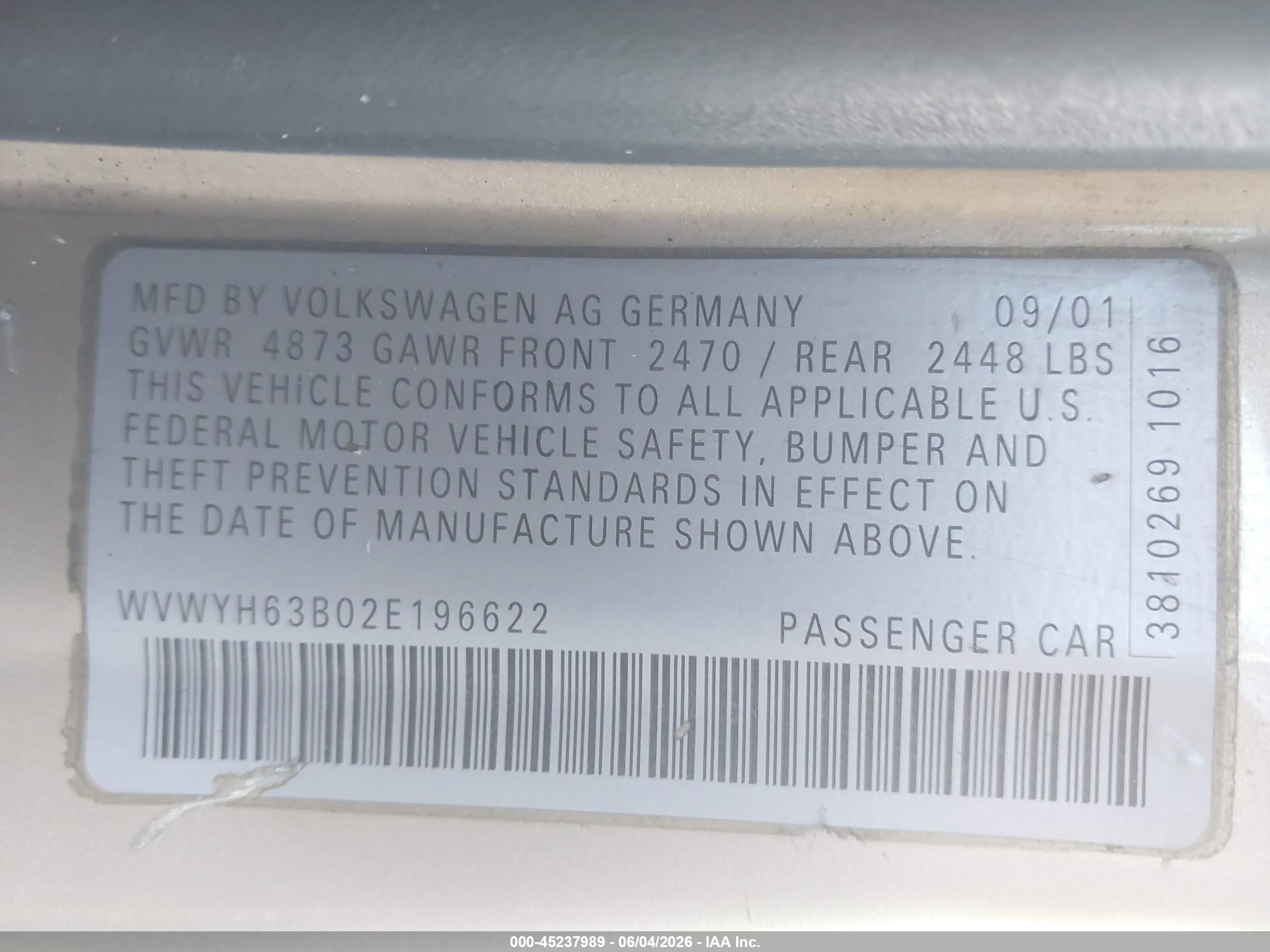 2002 Volkswagen Passat Glx Gold vin: WVWYH63B02E196622