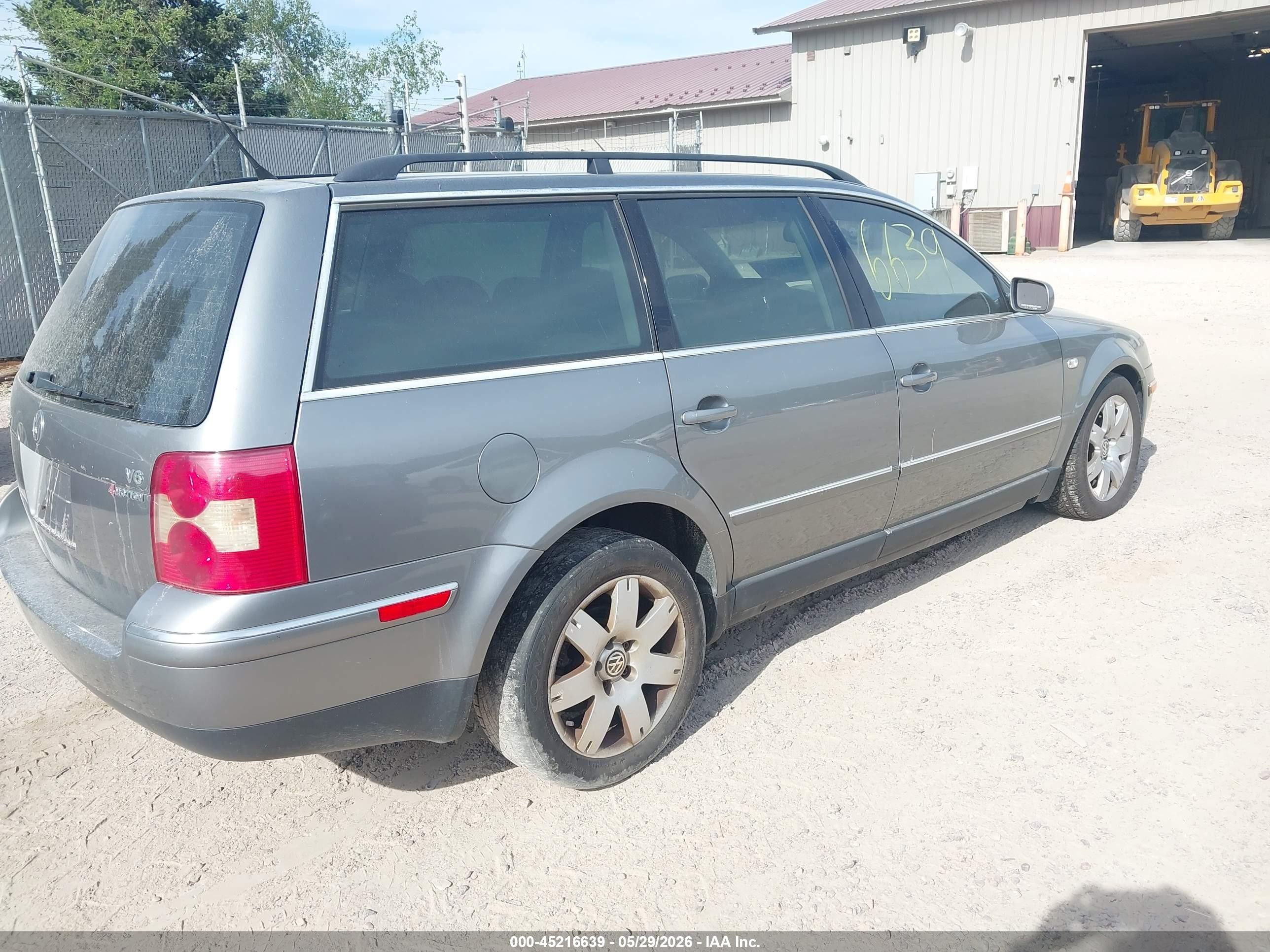 2003 Volkswagen Passat Glx Gray vin: WVWYH63B53E407699