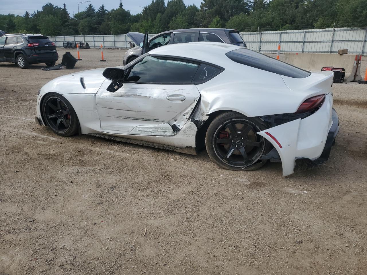 2022 Toyota Supra Base   White vin: WZ1DB0C01NW049916