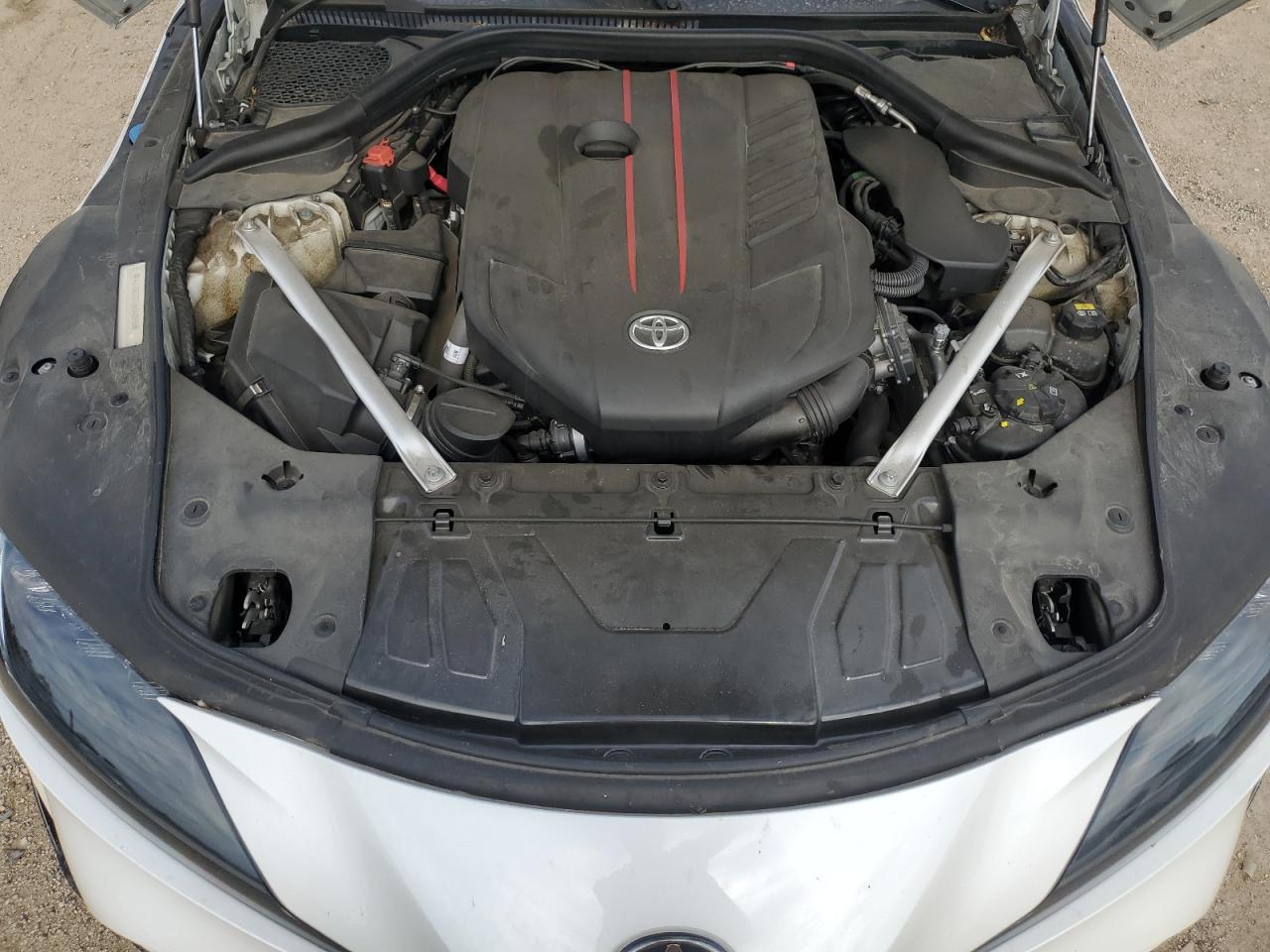 2022 Toyota Supra Base   White vin: WZ1DB0C01NW049916