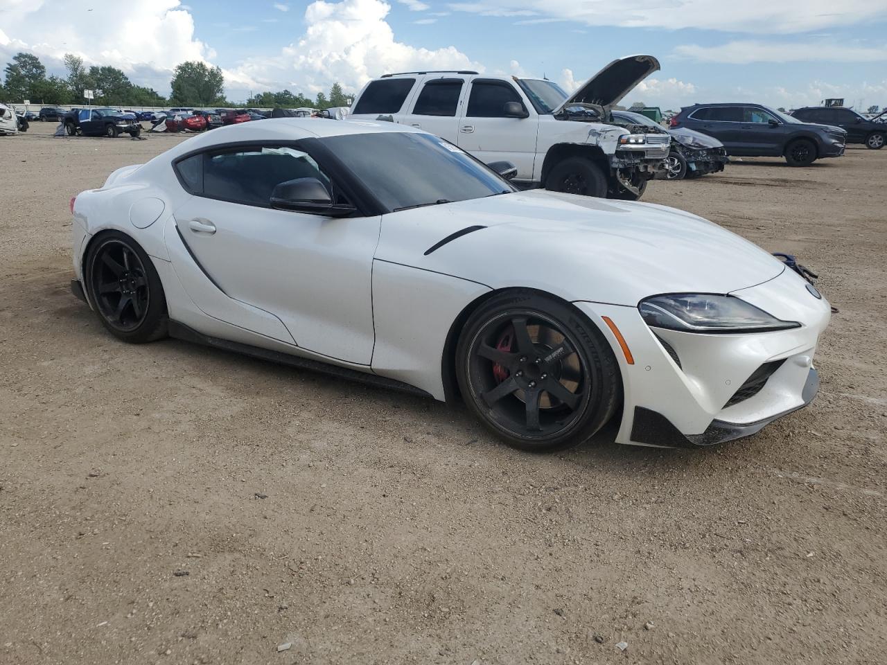 2022 Toyota Supra Base   White vin: WZ1DB0C01NW049916