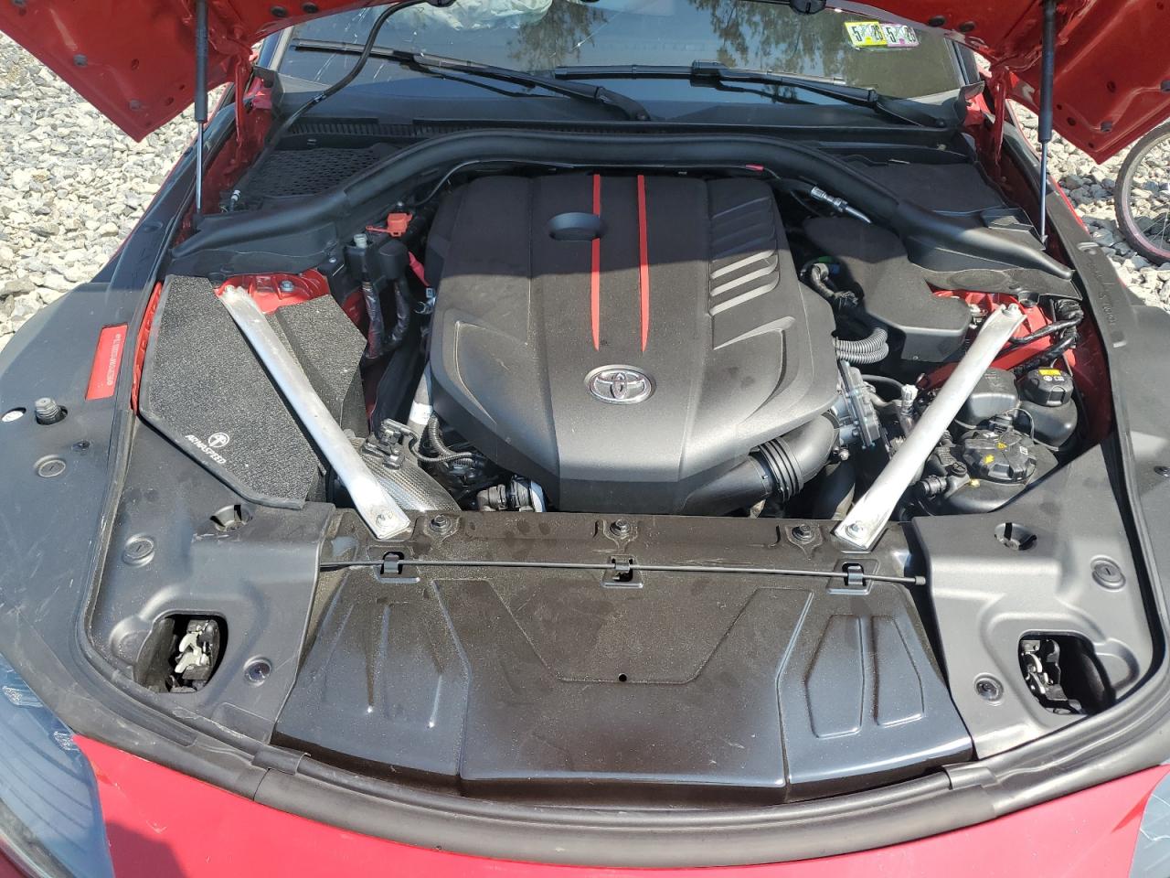 2022 Toyota Supra Base   Red vin: WZ1DB0C04NW046296