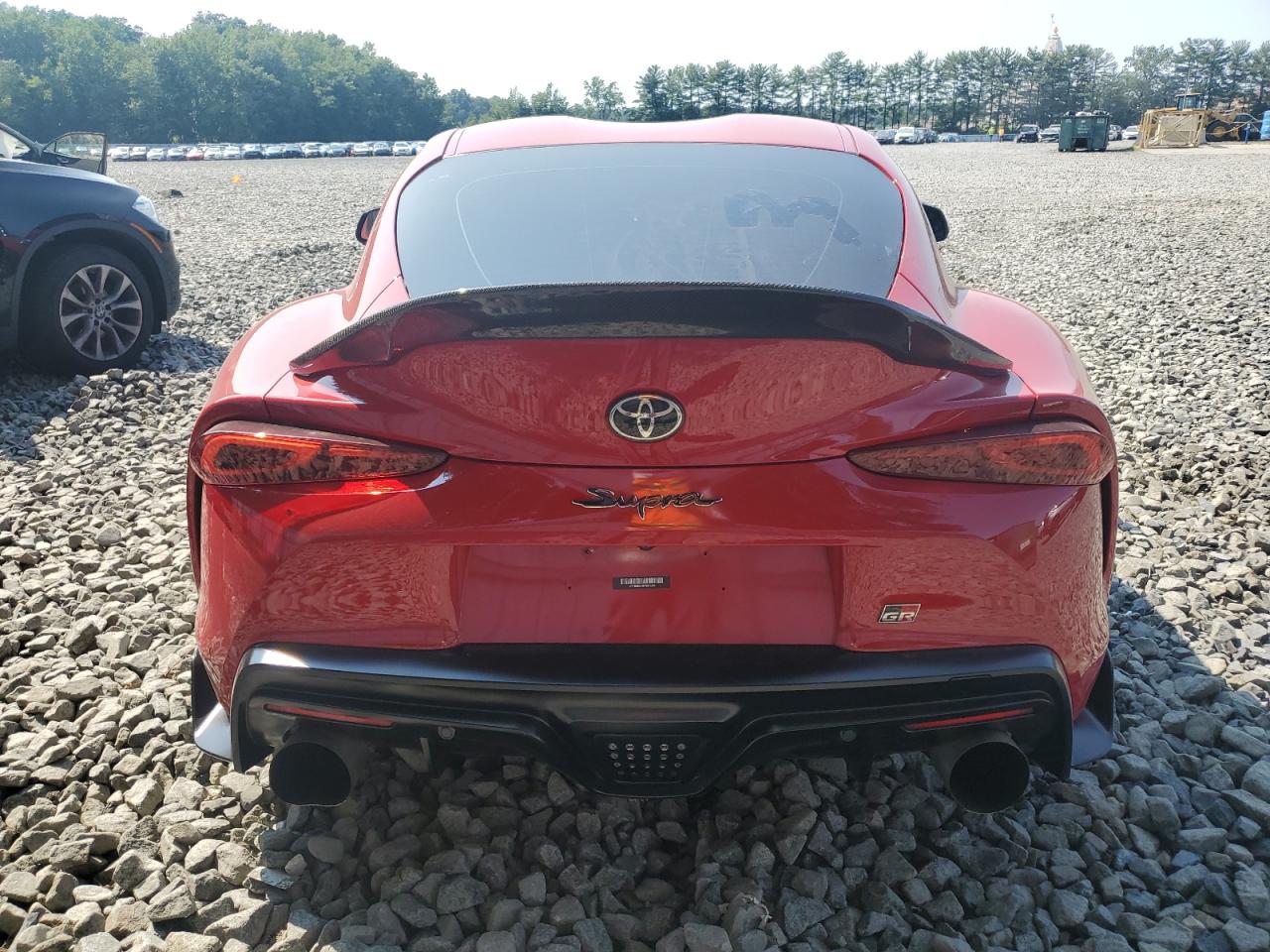 2022 Toyota Supra Base   Red vin: WZ1DB0C04NW046296