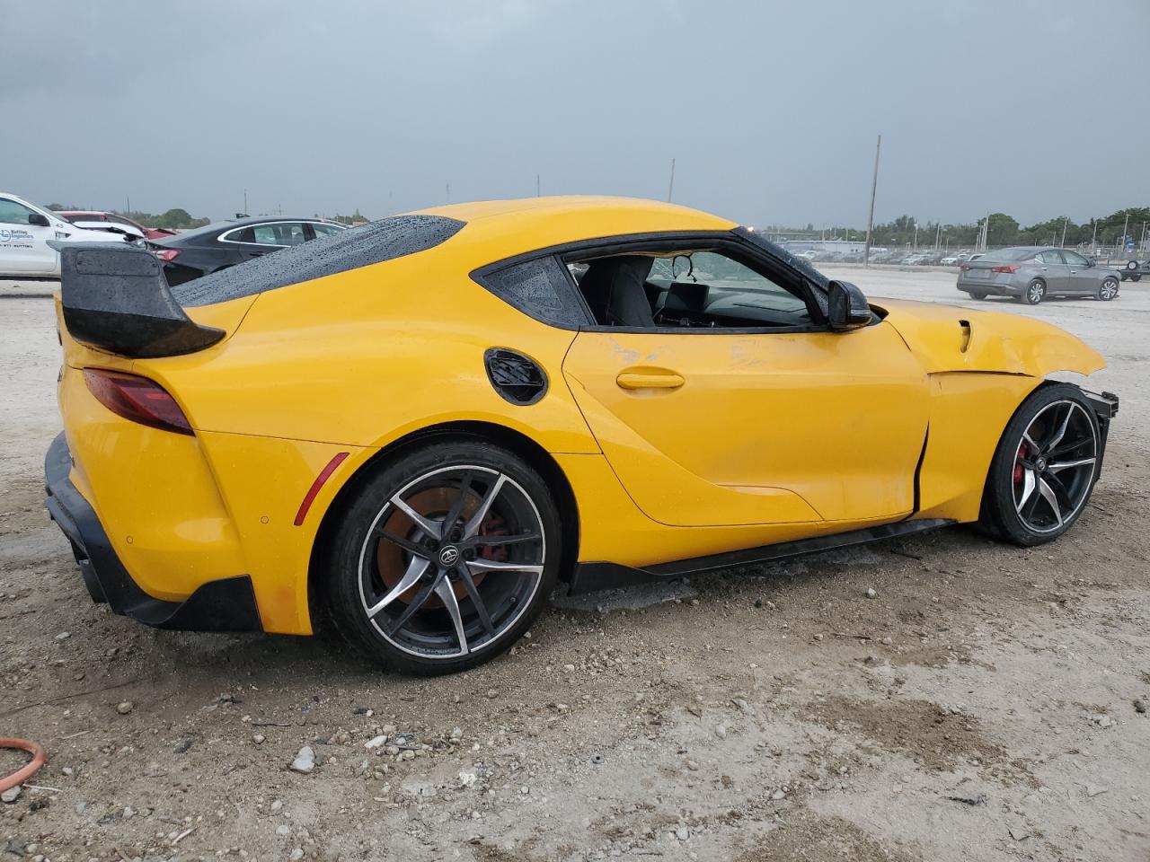 2022 Toyota Supra Base   Yellow vin: WZ1DB0C06NW046509