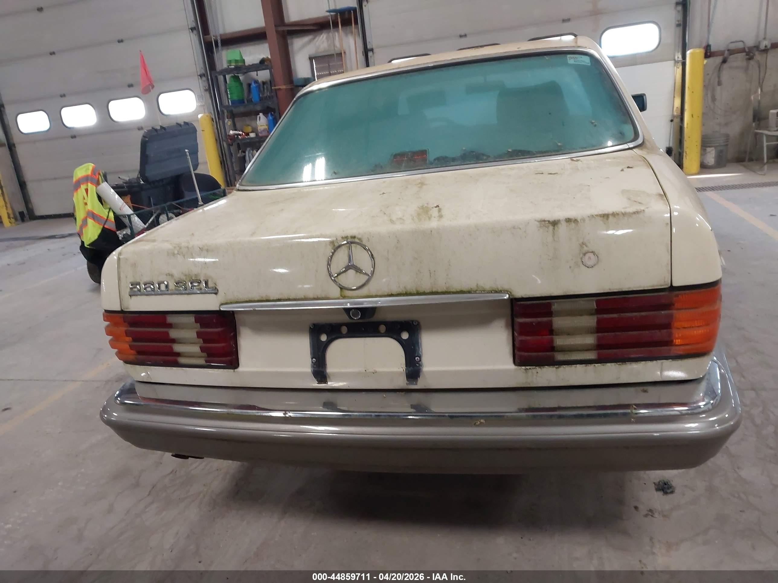 1986 Mercedes-benz 560 Sel Cream vin: WdbCA39D4GA201534