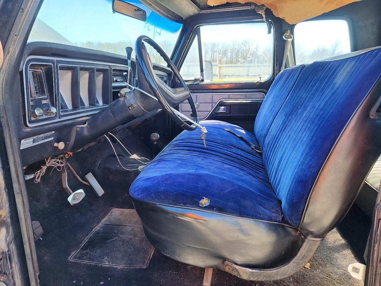 1978 Ford F250 Бирюзовый vin: X26SKCC2938