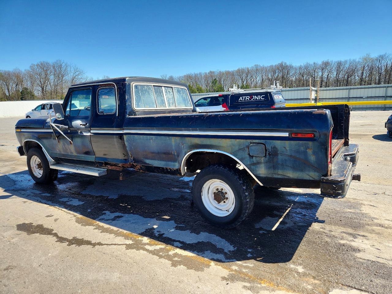 1978 Ford F250 Бирюзовый vin: X26SKCC2938