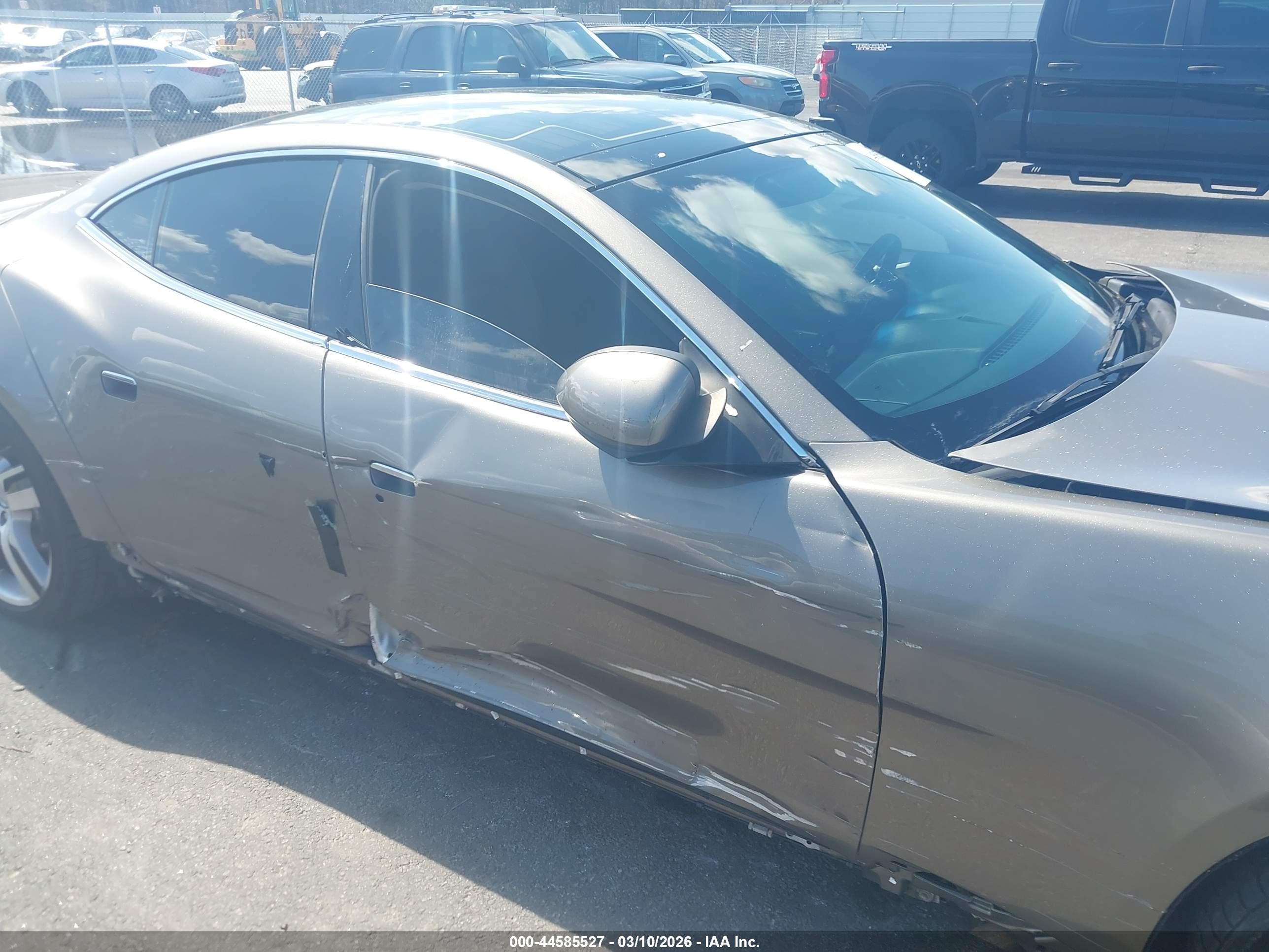 2012 Fisker Karma Ecosport Золотой vin: YH4K14AA8CA001583