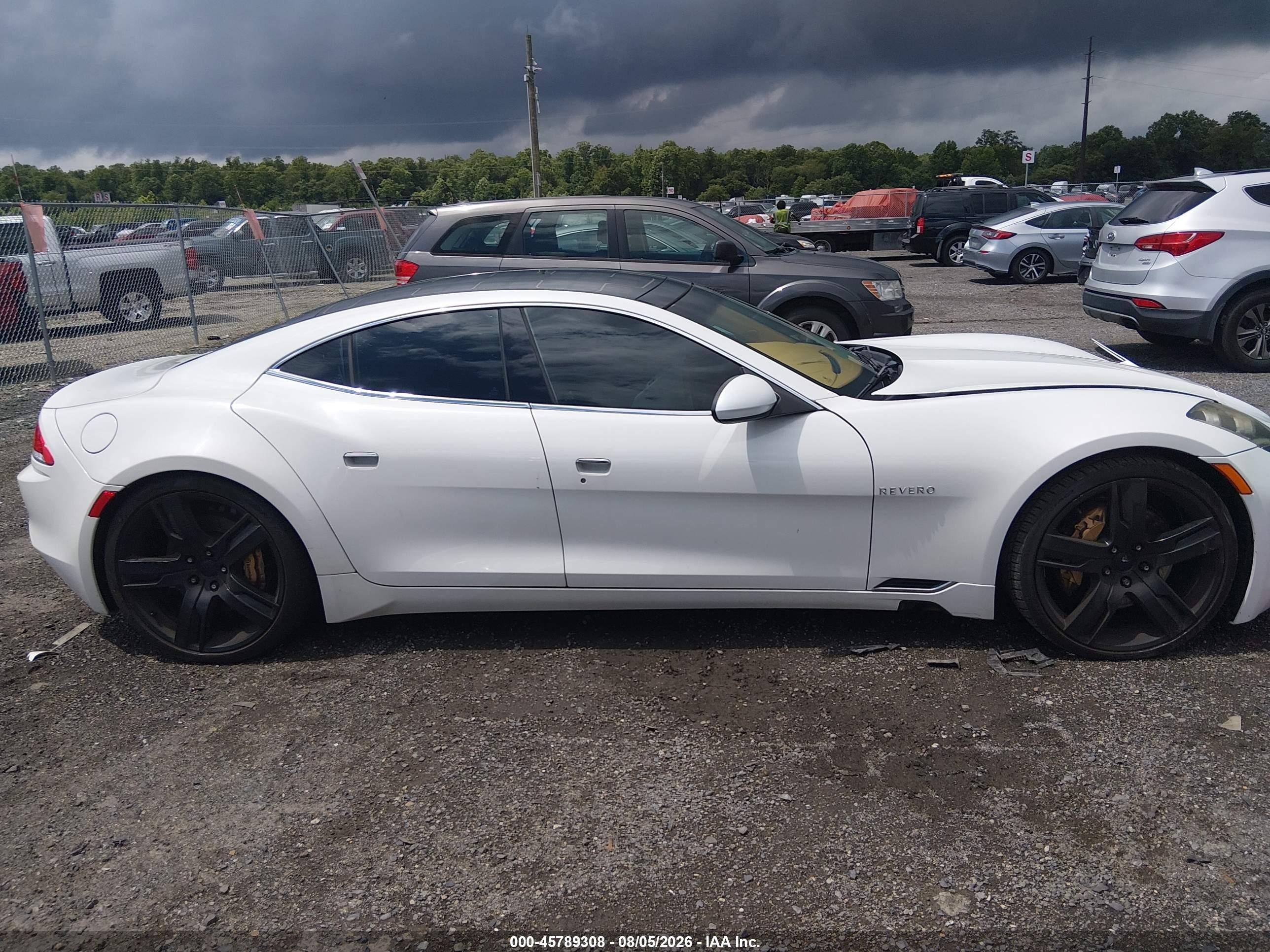 2012 Fisker Karma Ecosport White vin: YH4K14AA9CA001723