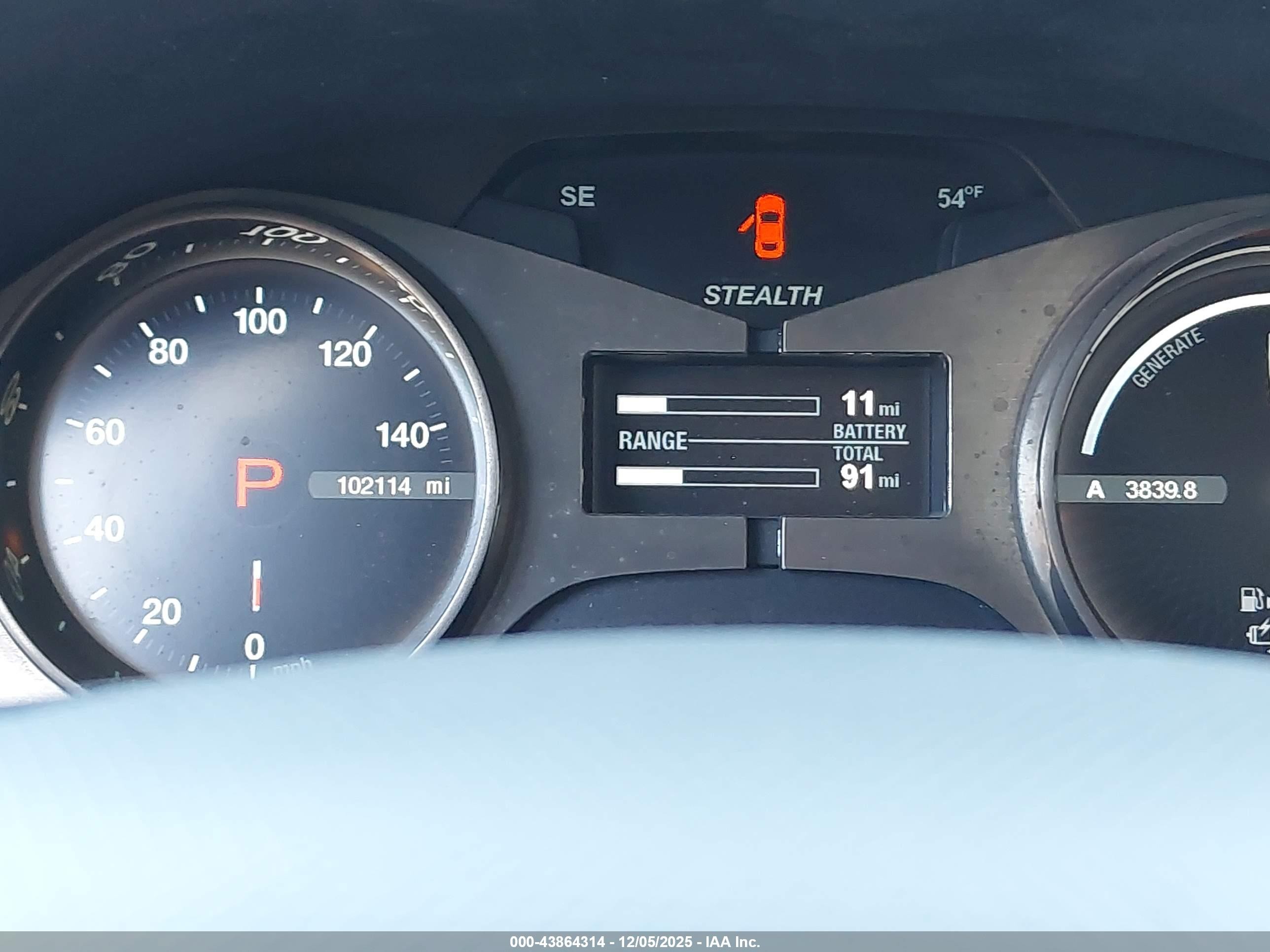 2012 Fisker Karma Ecochic Серебряный vin: YH4K16AA4CA000197