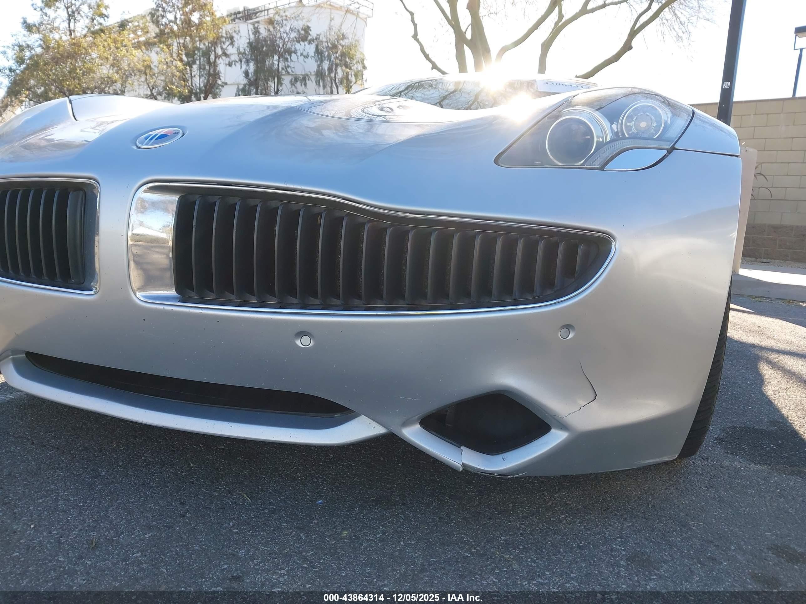 2012 Fisker Karma Ecochic Серебряный vin: YH4K16AA4CA000197