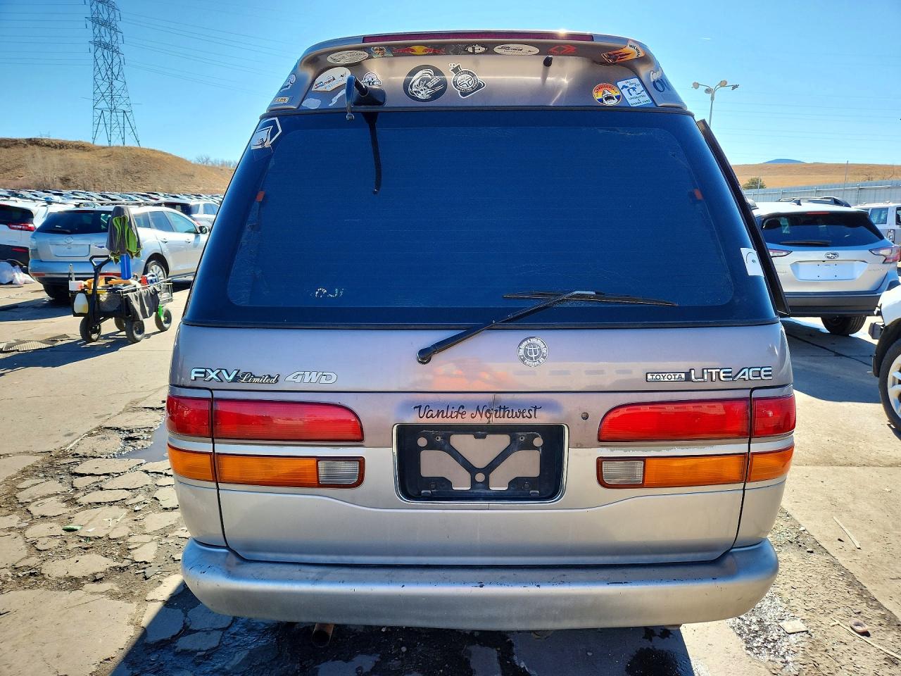 1994 Toyota Liteace Tan vin: YR305026432