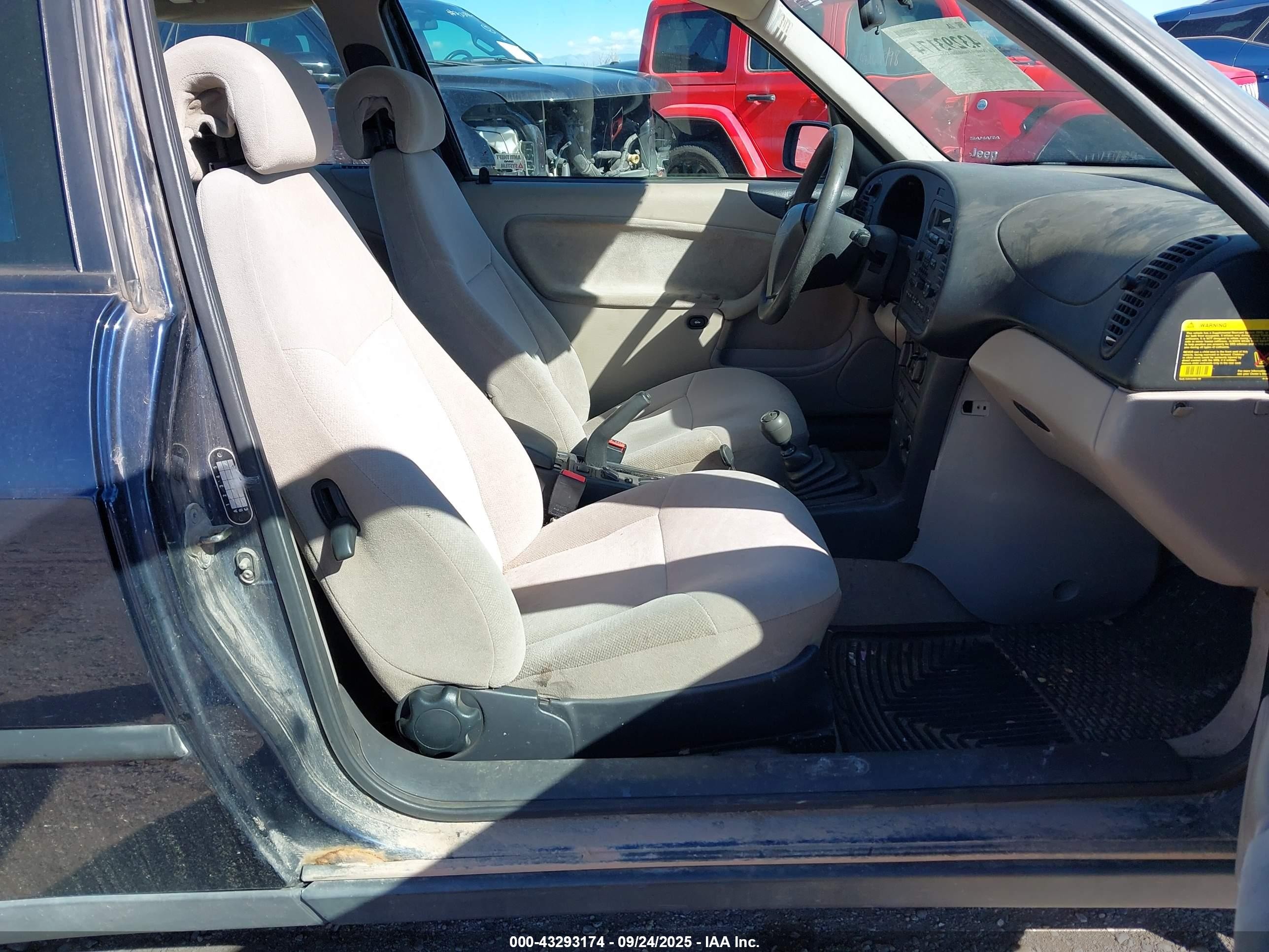 1997 Saab 900 S Синий vin: YS3DD35B7V2044549