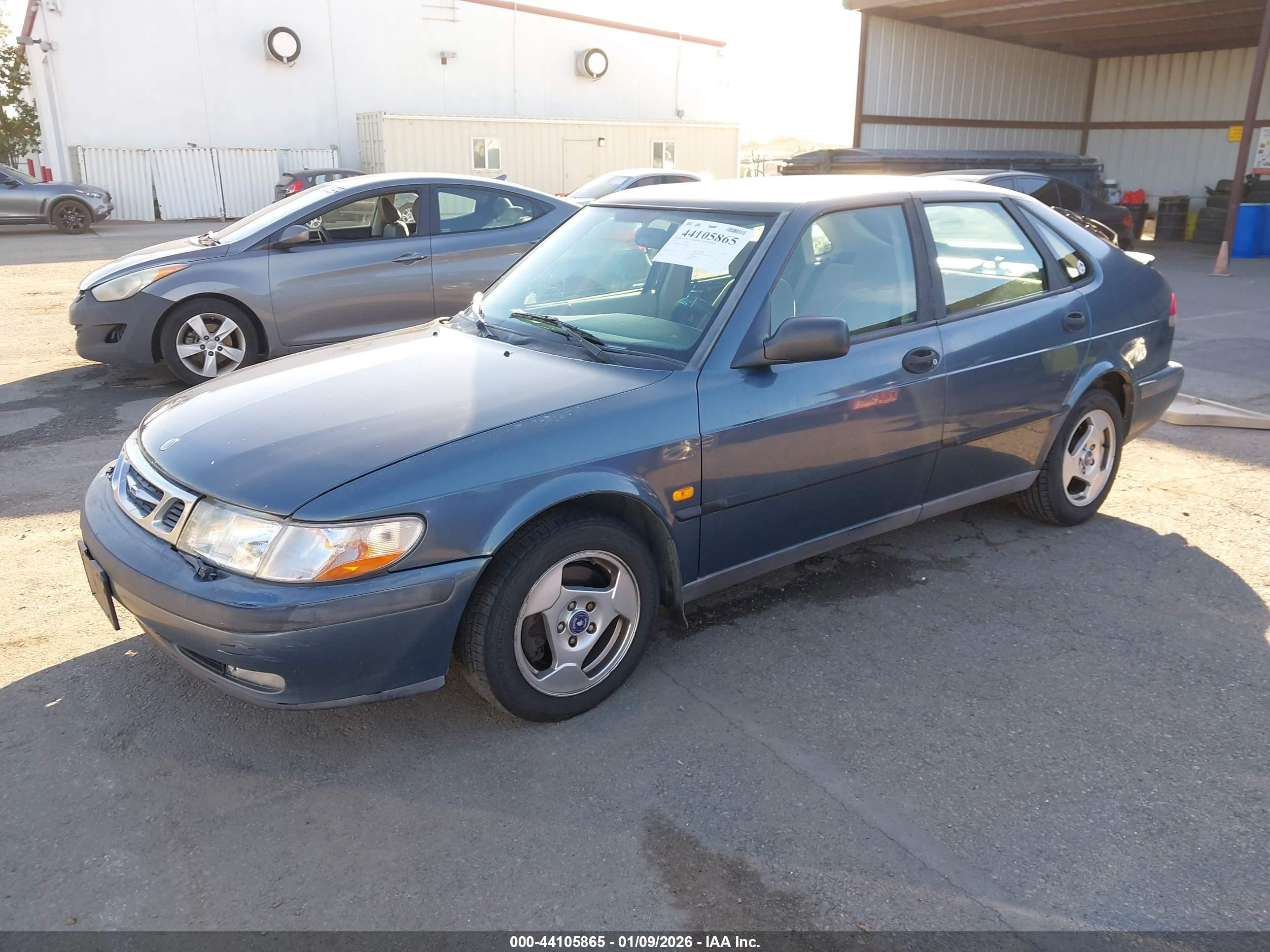 1999 Saab 9-3   Blue vin: YS3DD55N2X2074082