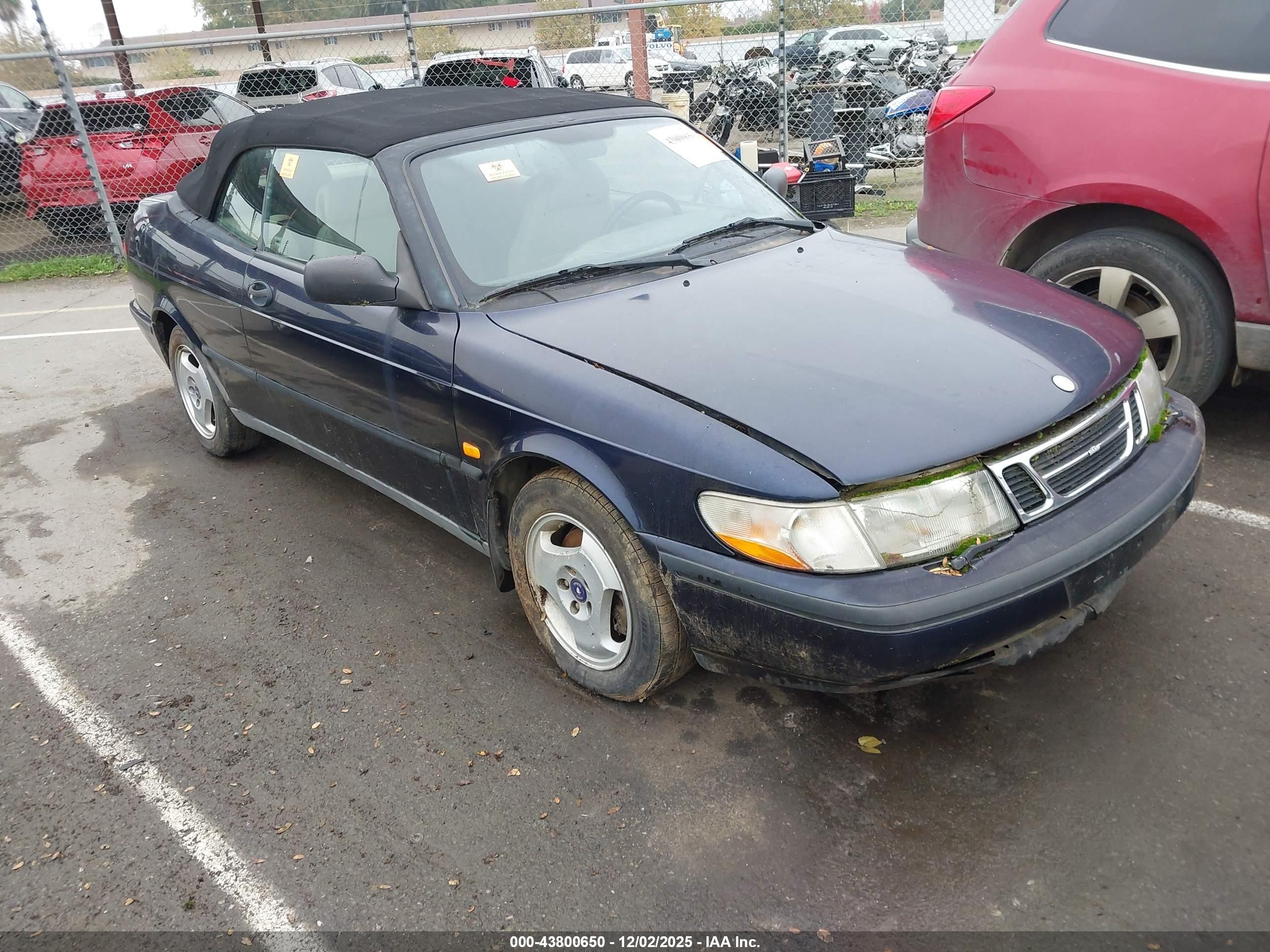 1998 Saab 900 S Dark Blue vin: YS3DD75B7W7004063