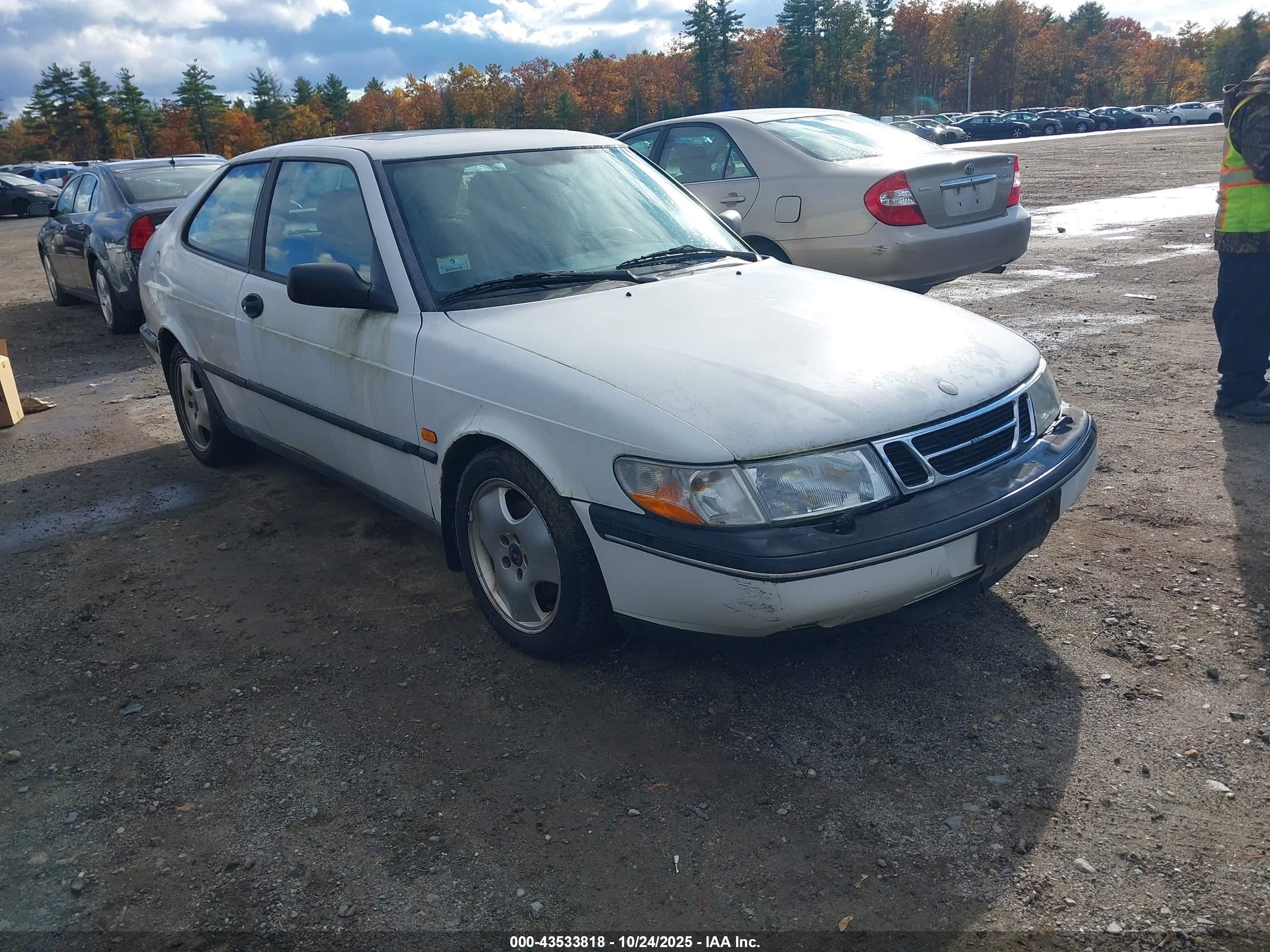 1997 Saab 900 Se Белый vin: YS3DF35N5V2015524